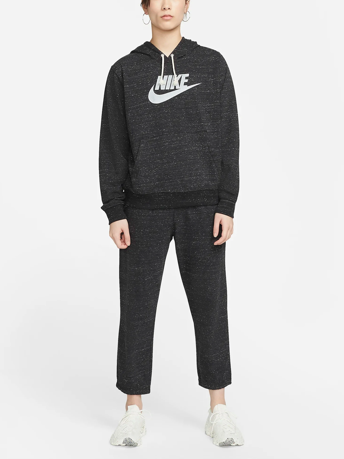 Худи и свитшоты NIKE модель DM6388-010 Худи и свитшоты NIKE модель DM6388-010 Фото