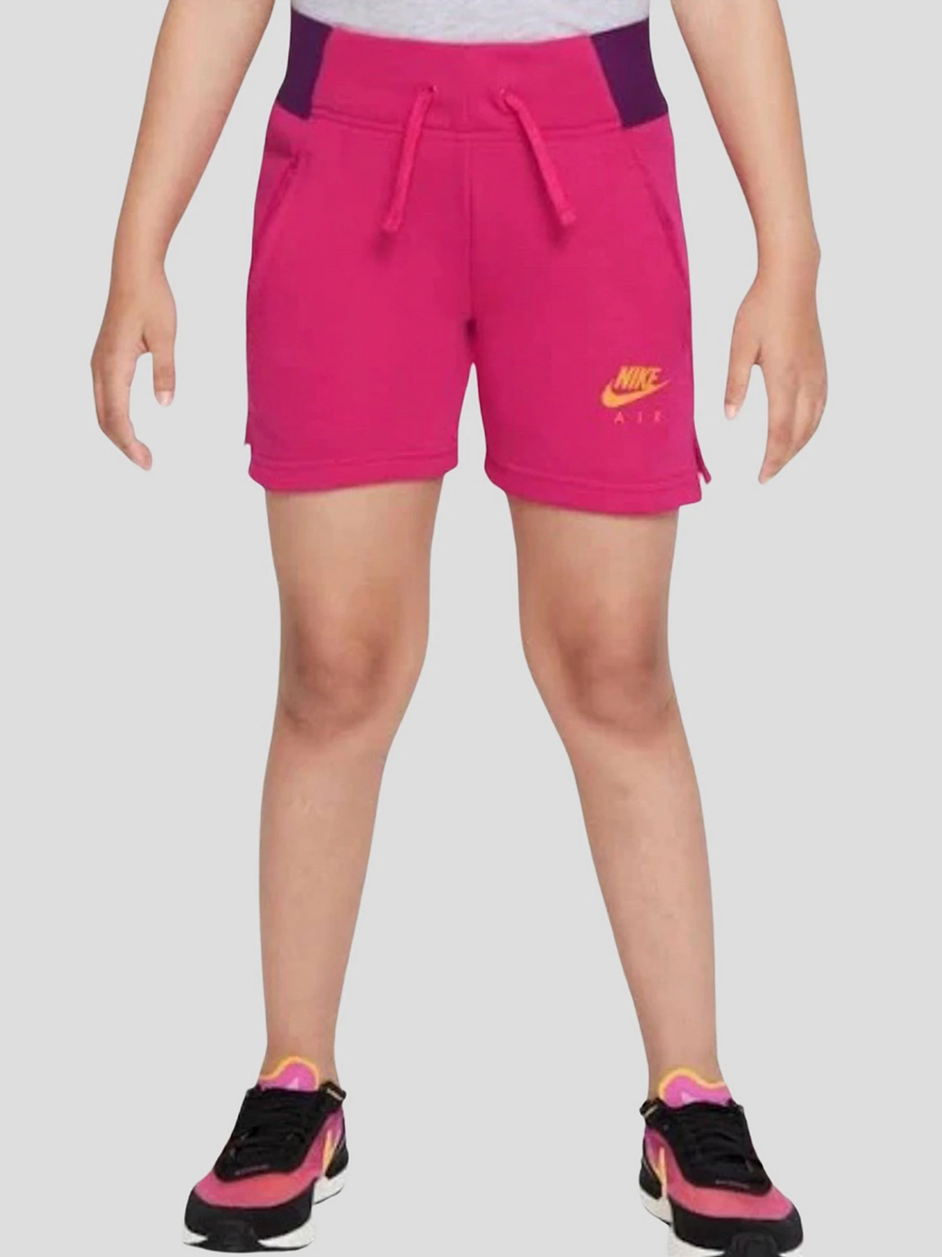 Шорты NIKE модель DM8218-666 Шорты NIKE модель DM8218-666 Фото