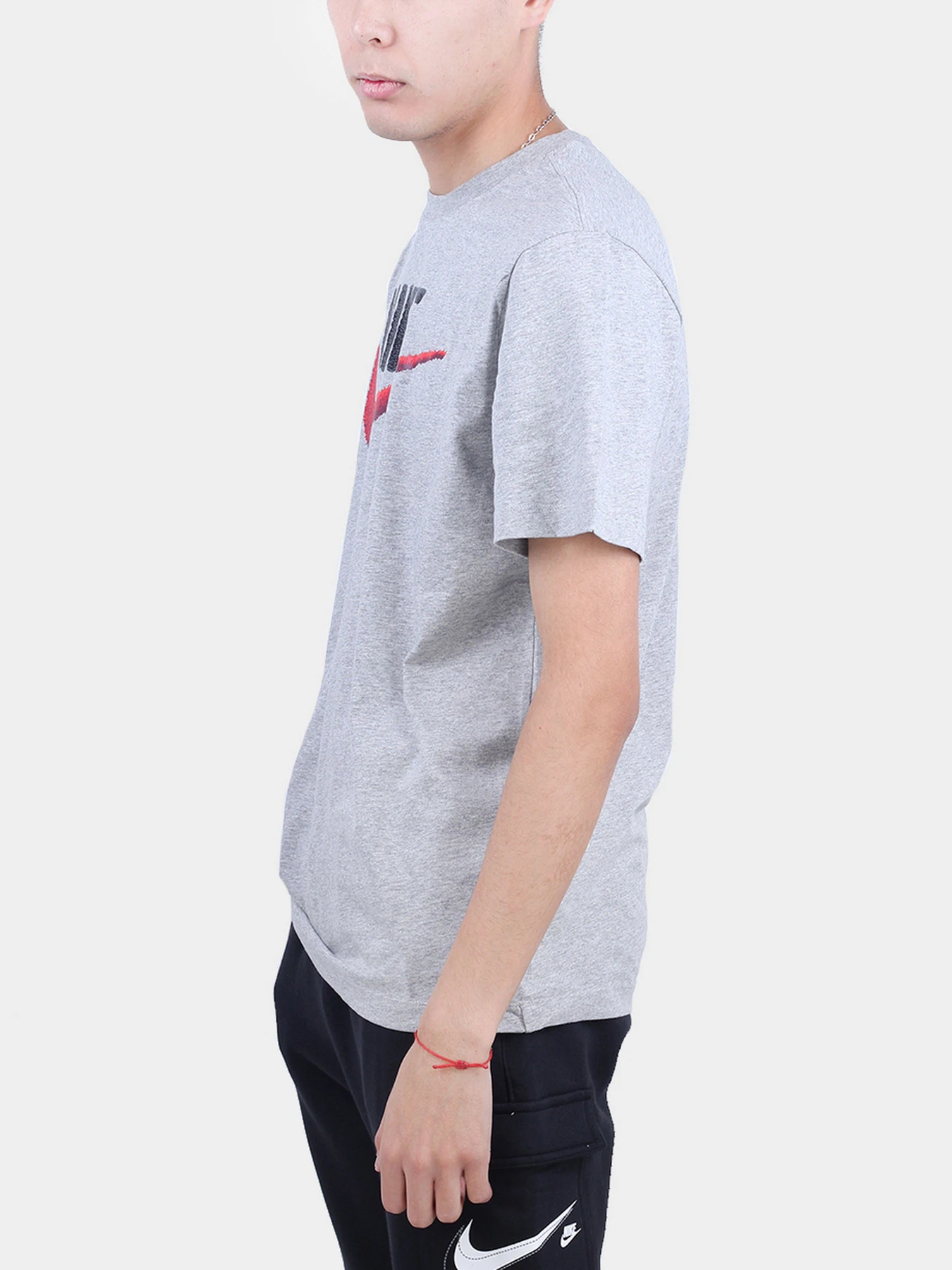 Футболки и поло NIKE модель DO1753-063 Футболки и поло NIKE модель DO1753-063 Фото
