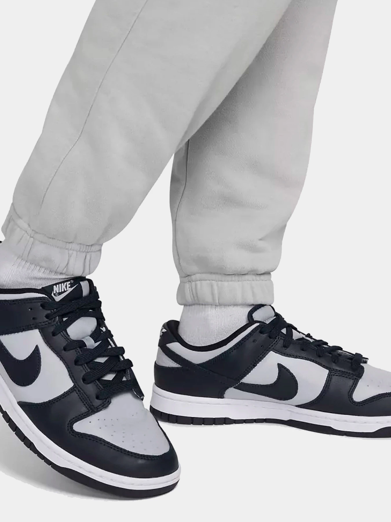 Брюки NIKE модель DQ4631-070 Брюки NIKE модель DQ4631-070 Фото