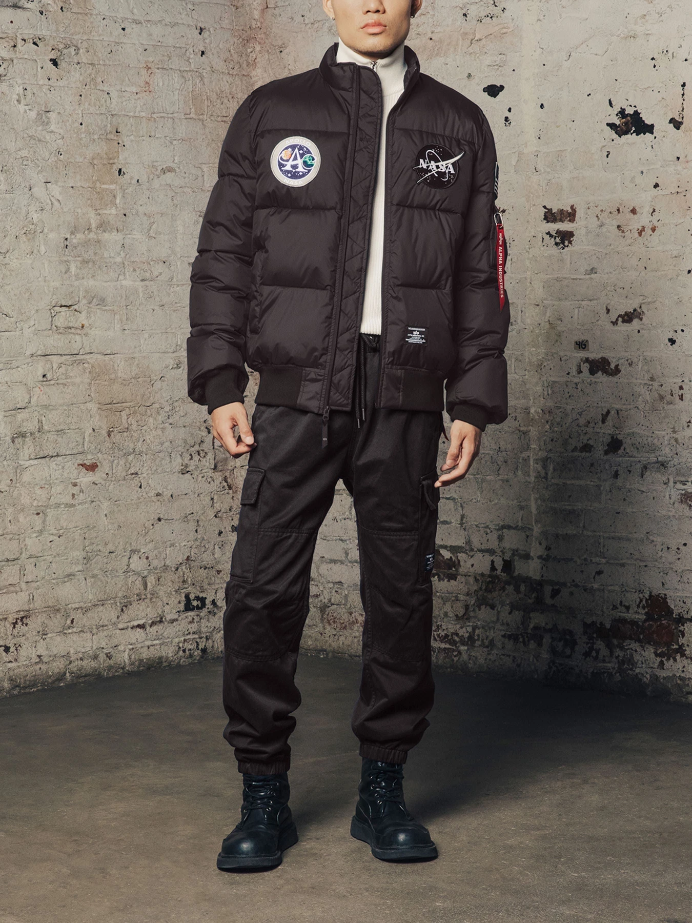 Куртки и дубленки Alpha Industries модель EJM52500C1_001 Куртки и дубленки Alpha Industries модель EJM52500C1_001 Фото