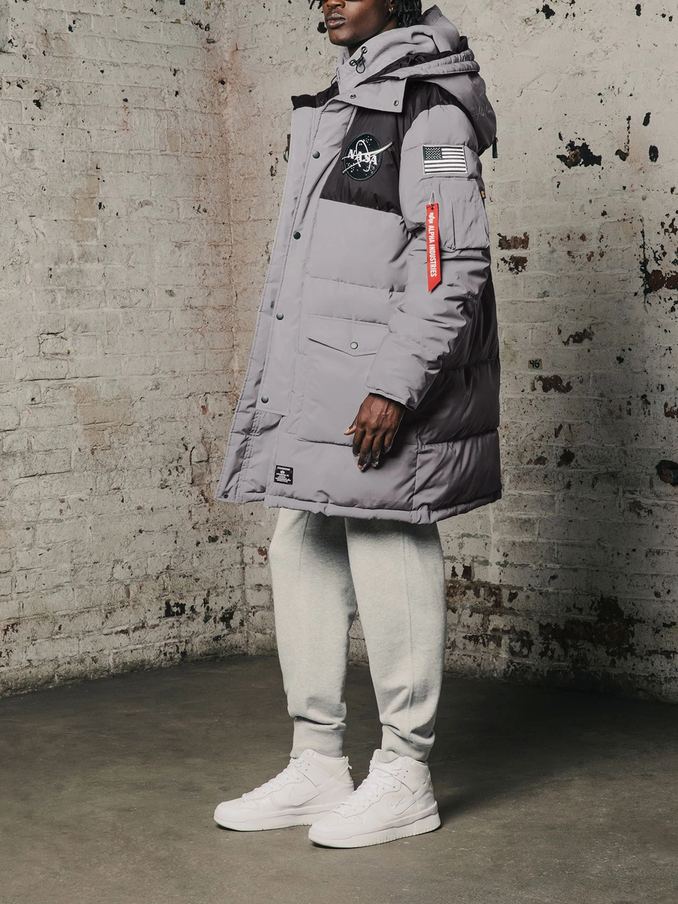 Куртки и дубленки Alpha Industries модель EJM52503C1_040 Куртки и дубленки Alpha Industries модель EJM52503C1_040 Фото