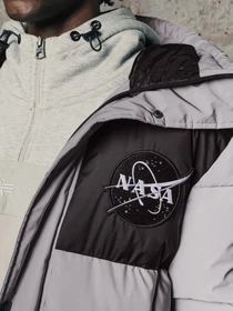 Куртки и дубленки Alpha Industries модель EJM52503C1_040 Фото