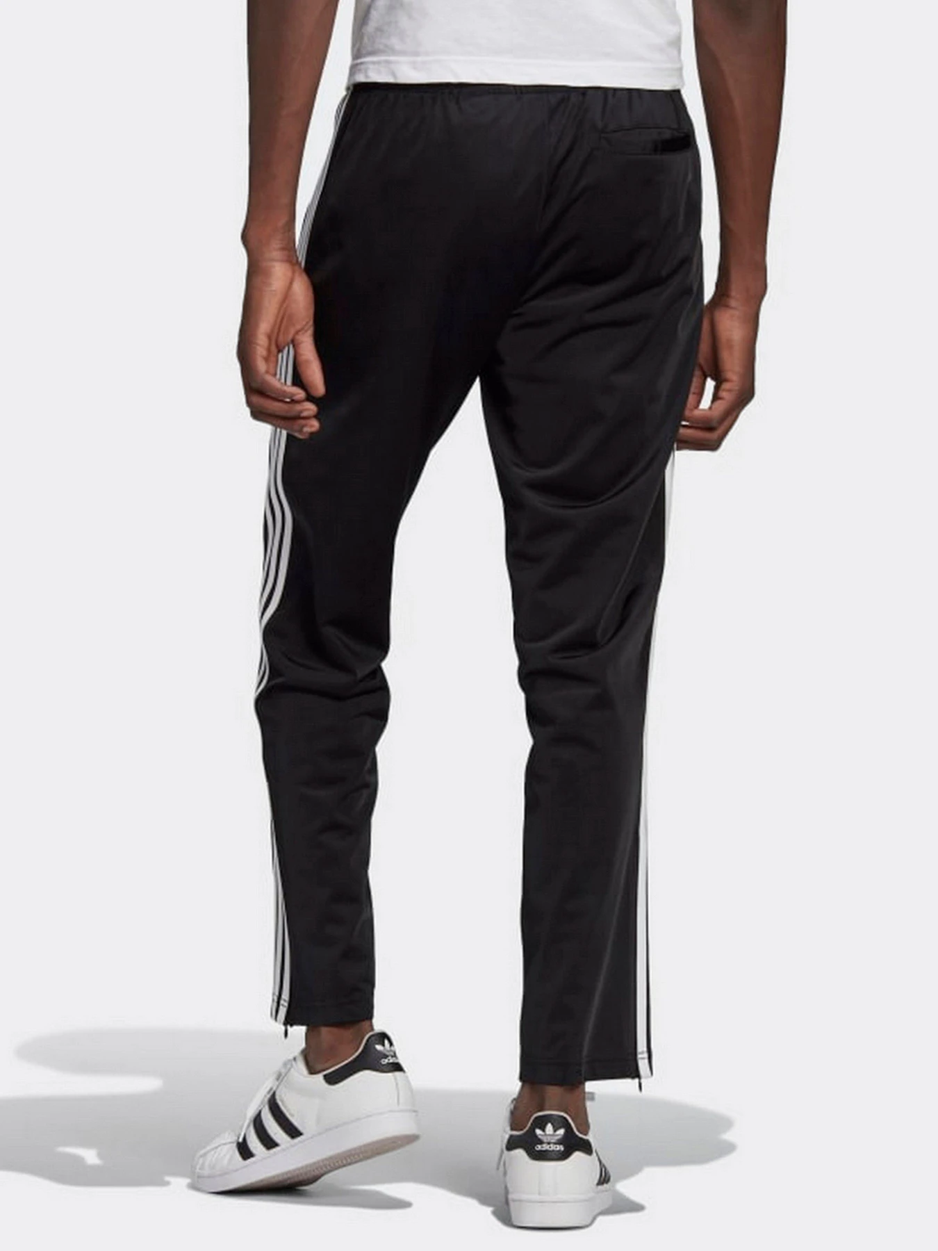 Брюки Adidas модель GN3517 Брюки Adidas модель GN3517 Фото
