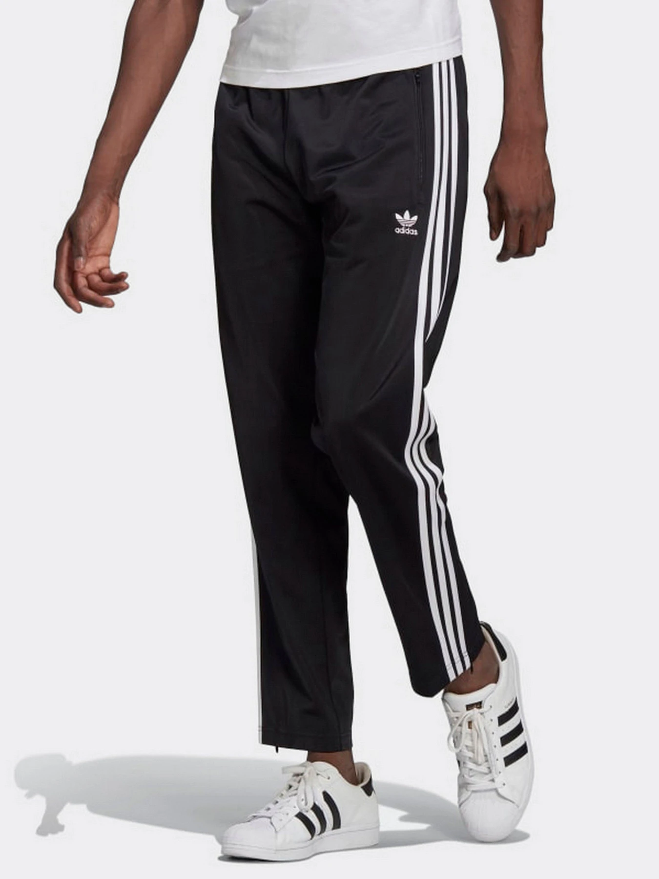 Брюки Adidas модель GN3517 Брюки Adidas модель GN3517 Фото