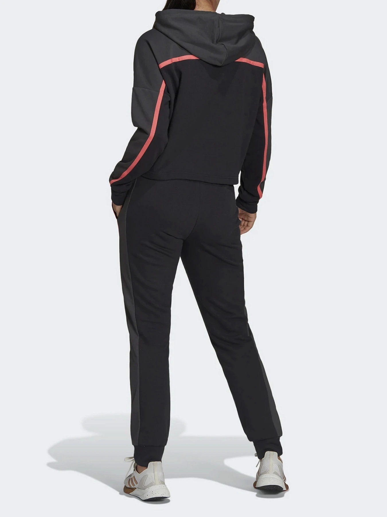 Костюмы Adidas модель H67042 Костюмы Adidas модель H67042 Фото