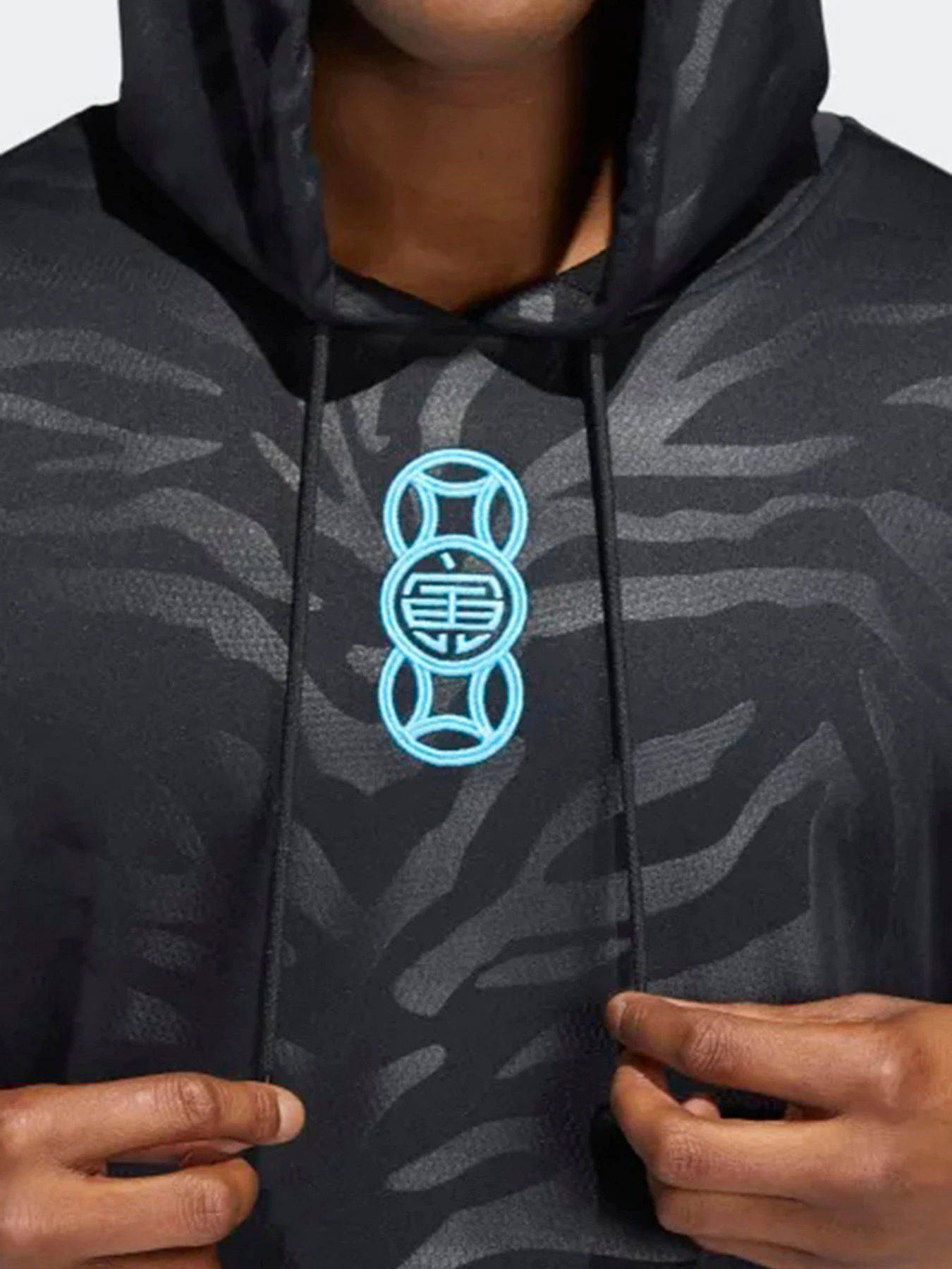 Худи и свитшоты Adidas модель HB5471 Худи и свитшоты Adidas модель HB5471 Фото