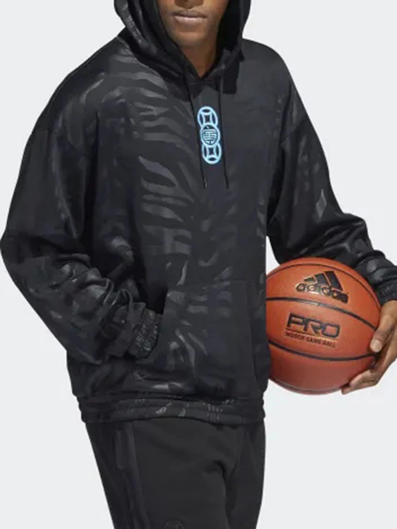 Худи и свитшоты Adidas модель HB5471 Худи и свитшоты Adidas модель HB5471 Фото