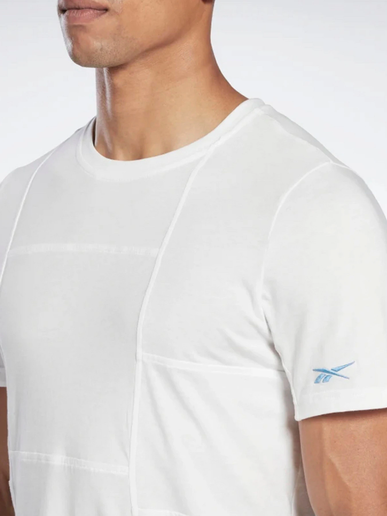 Футболки и поло Reebok модель HB5941 Футболки и поло Reebok модель HB5941 Фото