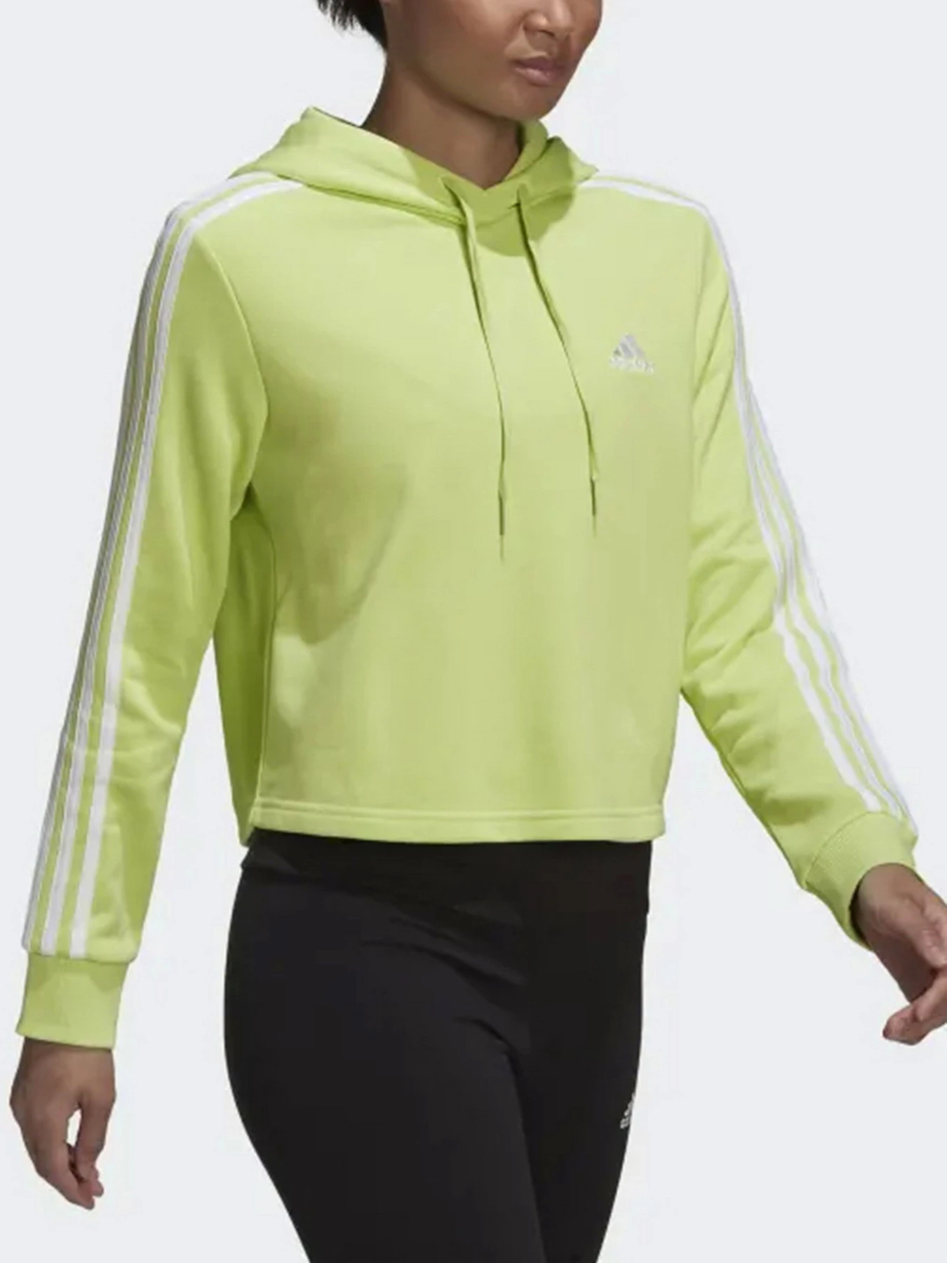 Худи и свитшоты Adidas модель HC9133 Худи и свитшоты Adidas модель HC9133 Фото