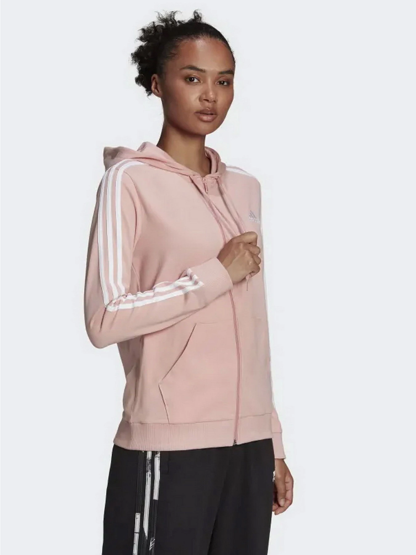 Худи и свитшоты Adidas модель HC9251 Худи и свитшоты Adidas модель HC9251 Фото