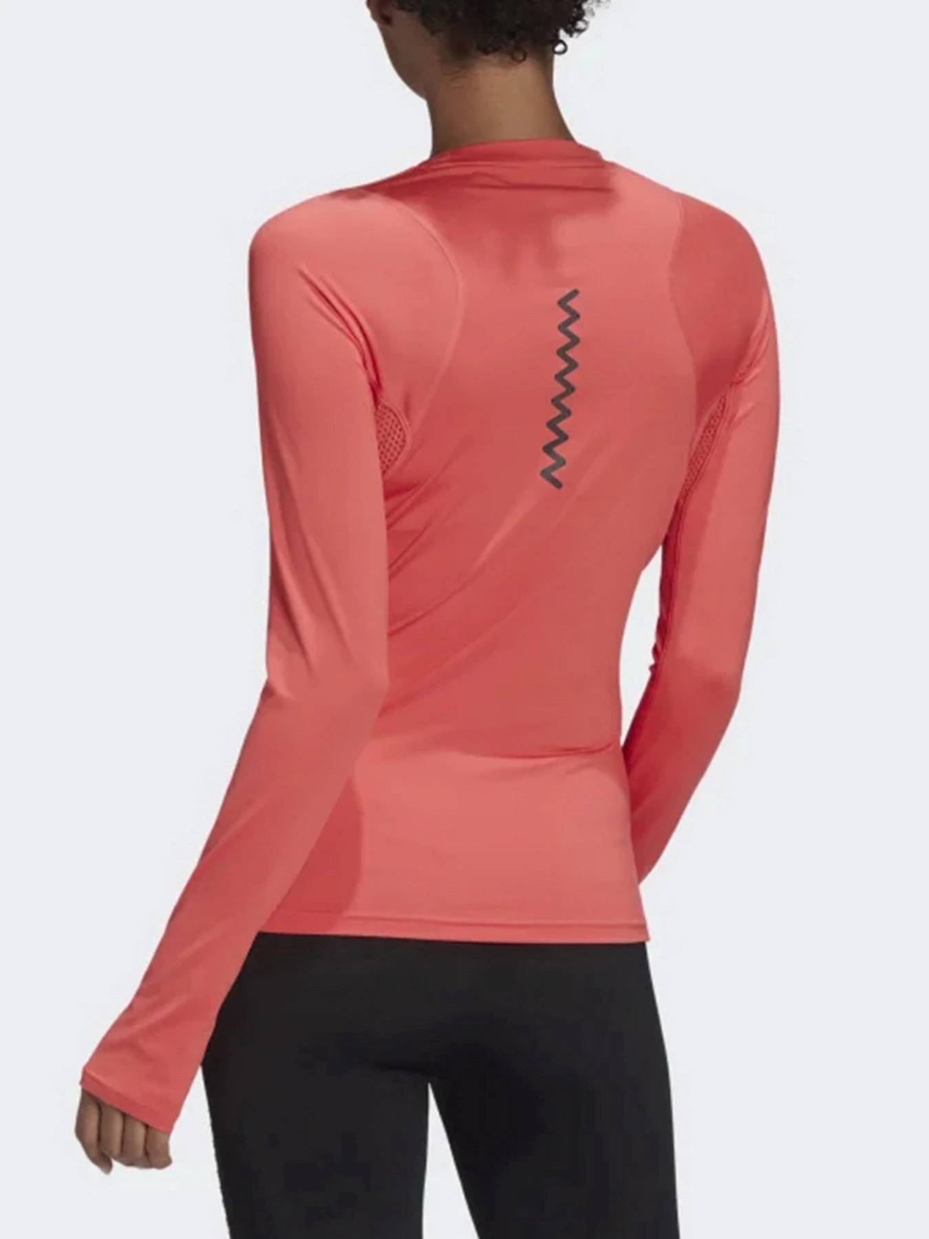 Футболки и поло Adidas модель HD0645 Футболки и поло Adidas модель HD0645 Фото