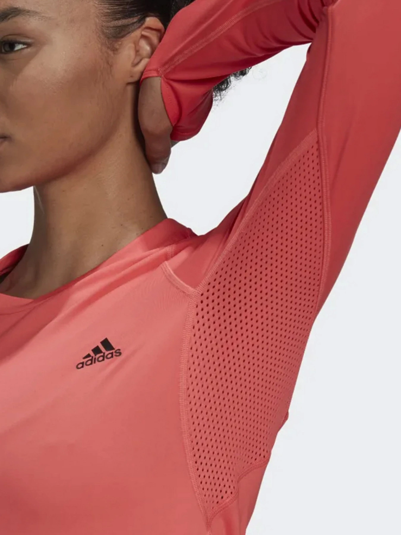 Футболки и поло Adidas модель HD0645 Футболки и поло Adidas модель HD0645 Фото