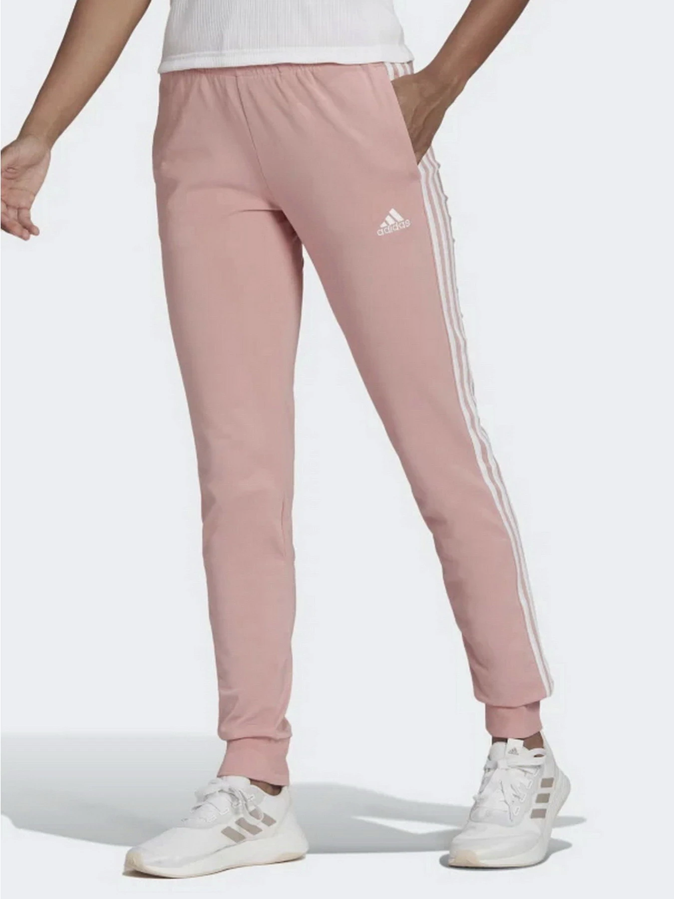 Брюки Adidas модель HD4272 Брюки Adidas модель HD4272 Фото