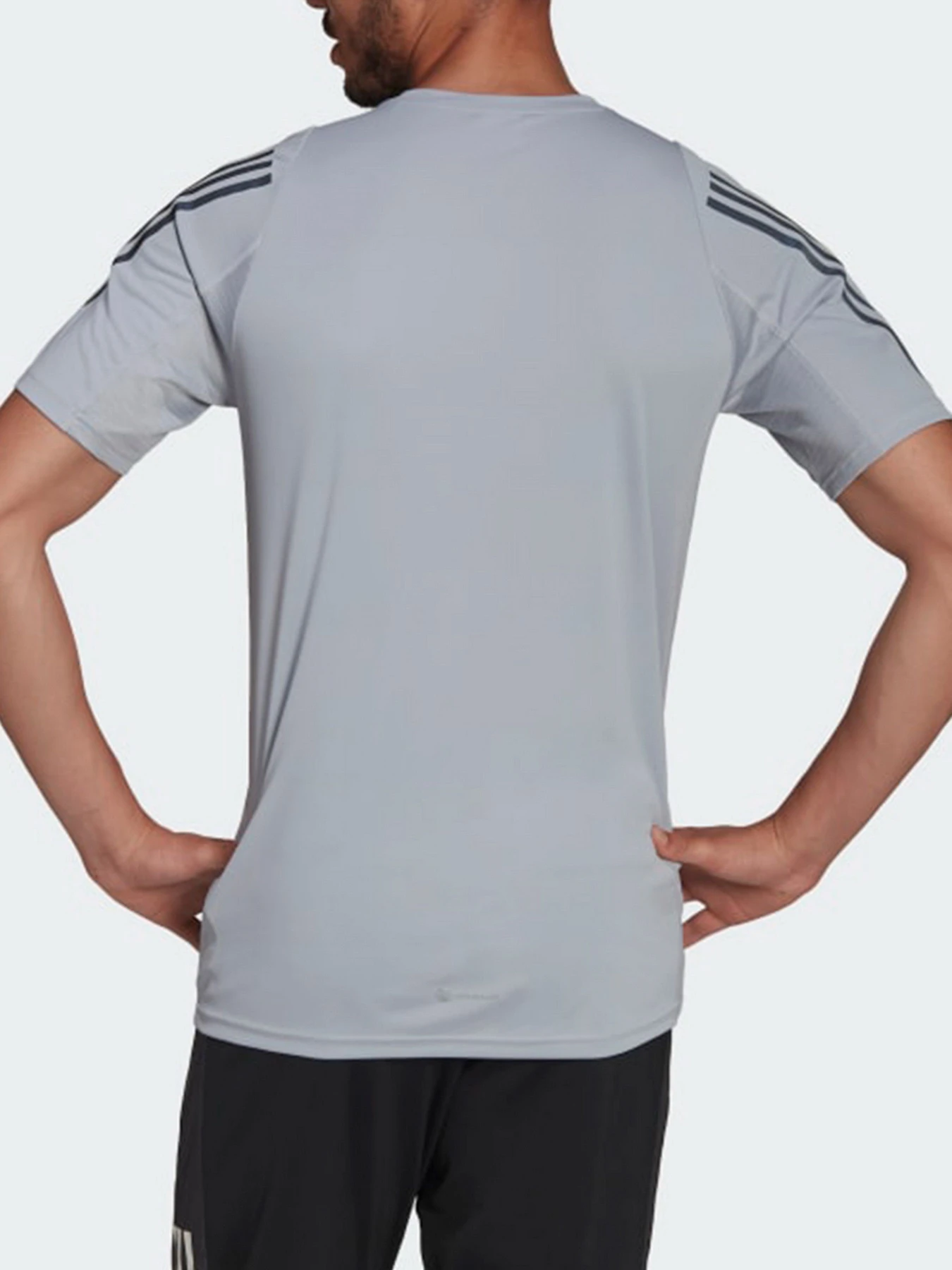 Футболки и поло Adidas модель HE2476 Футболки и поло Adidas модель HE2476 Фото