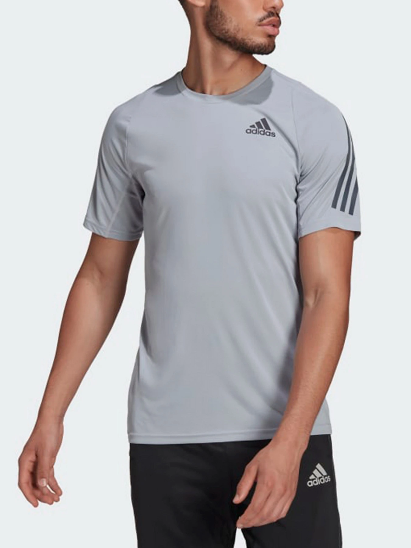 Футболки и поло Adidas модель HE2476 Футболки и поло Adidas модель HE2476 Фото
