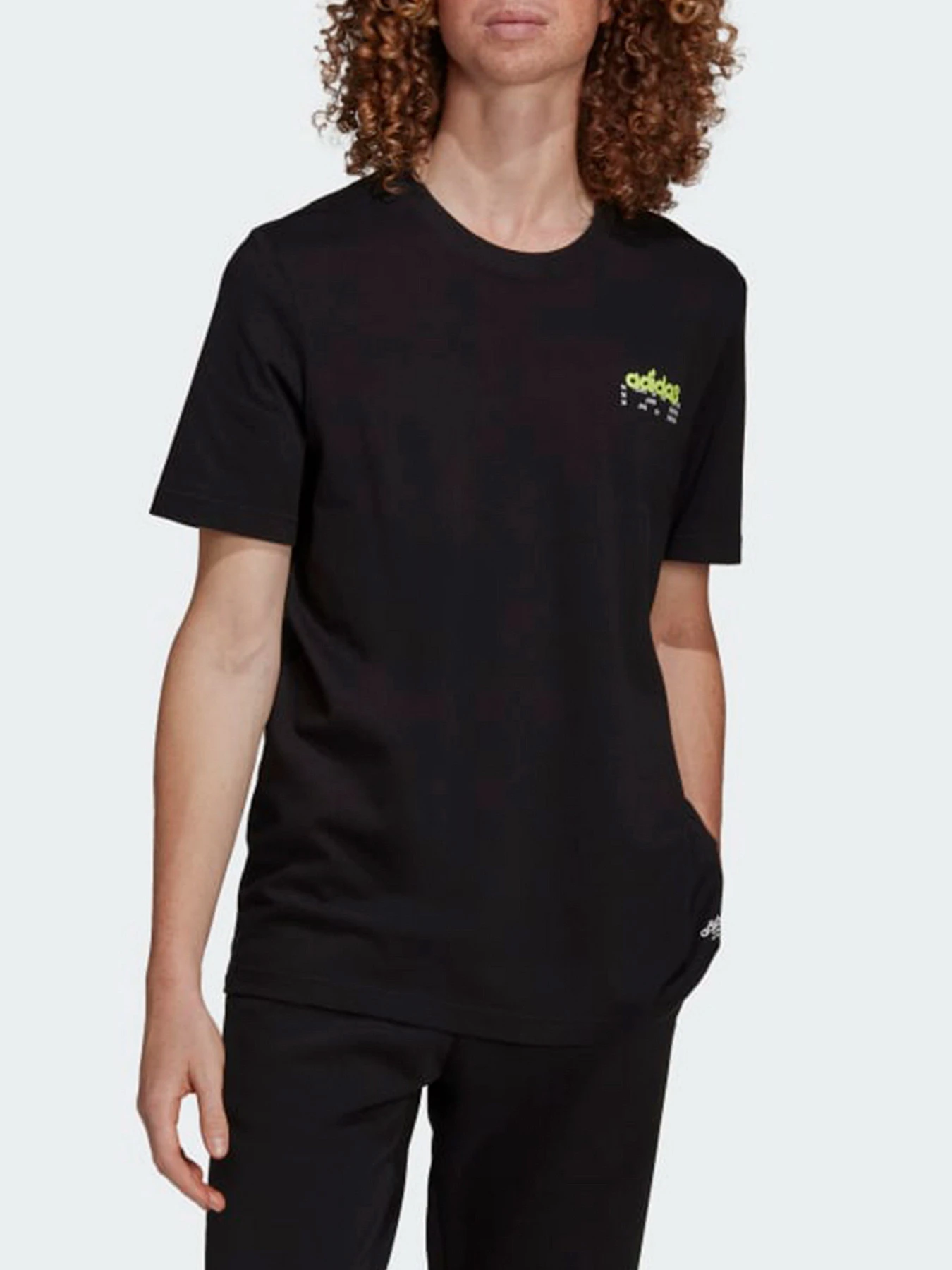 Футболки и поло Adidas модель HE3053 Футболки и поло Adidas модель HE3053 Фото
