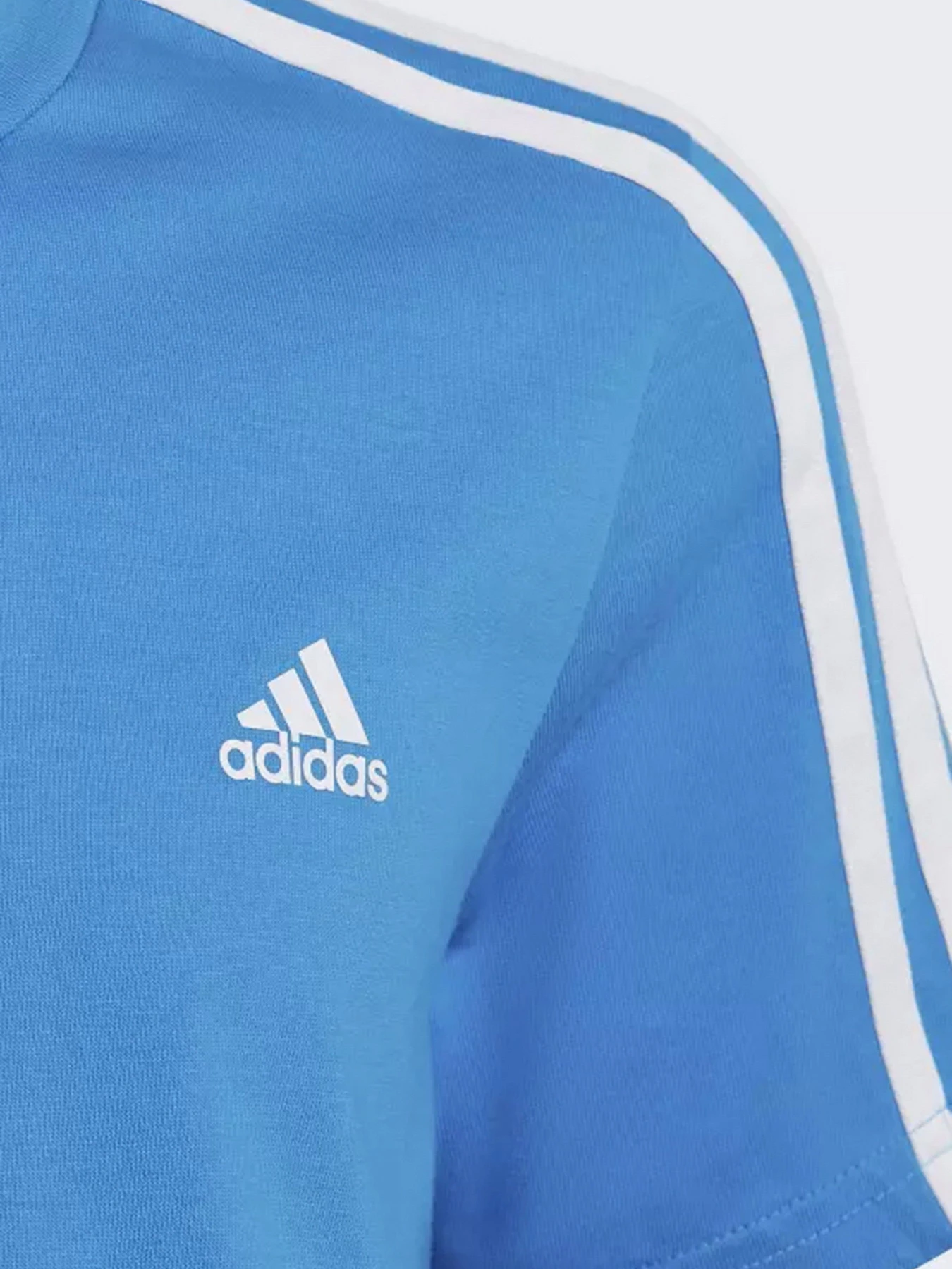 Футболки и поло Adidas модель HE9302 Футболки и поло Adidas модель HE9302 Фото