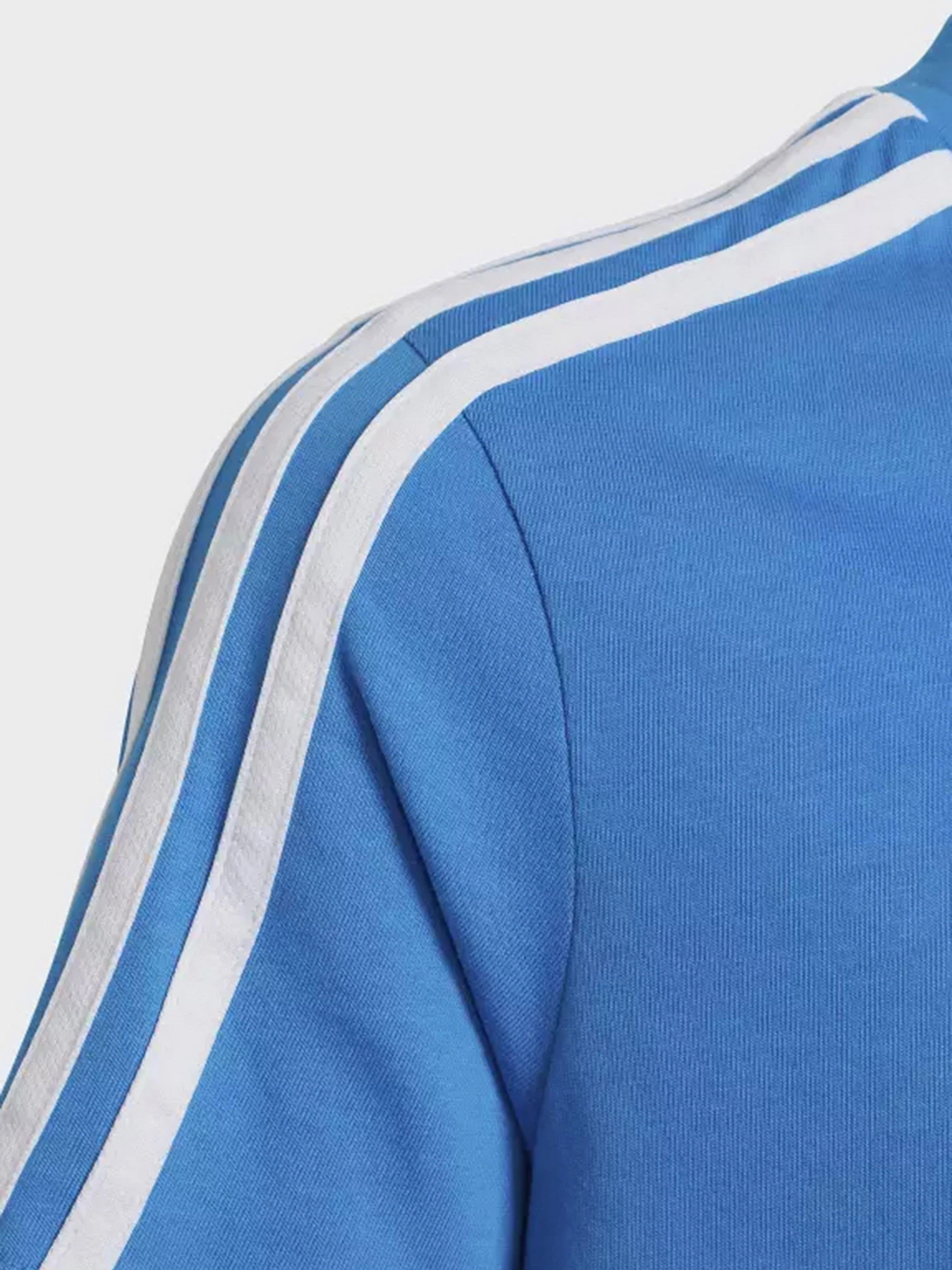 Футболки и поло Adidas модель HE9302 Футболки и поло Adidas модель HE9302 Фото
