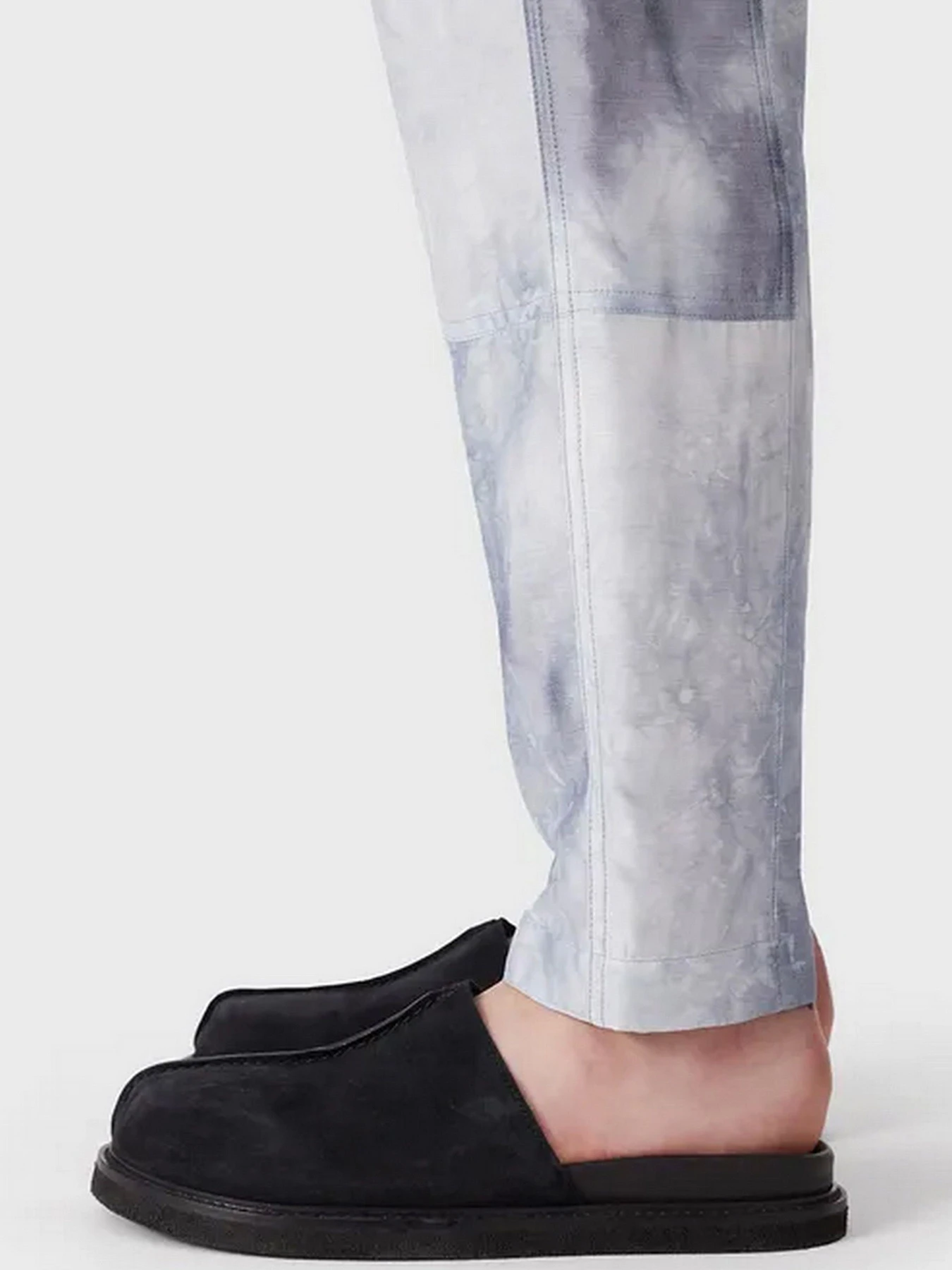 Брюки Emporio Armani модель I1P800-I1141-701 Брюки Emporio Armani модель I1P800-I1141-701 Фото