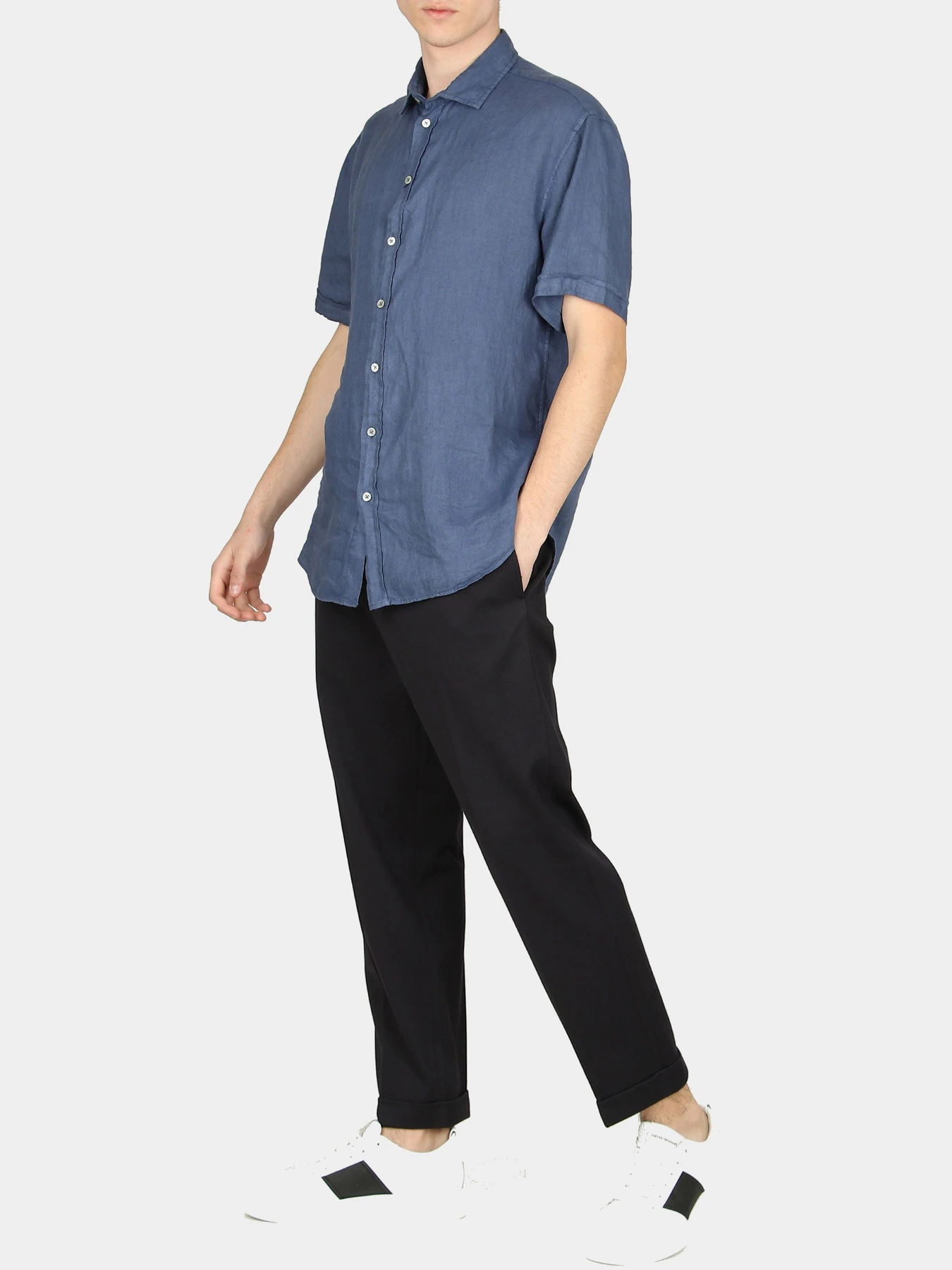 Рубашки Emporio Armani модель I1SMDM-I10F1-922 Рубашки Emporio Armani модель I1SMDM-I10F1-922 Фото