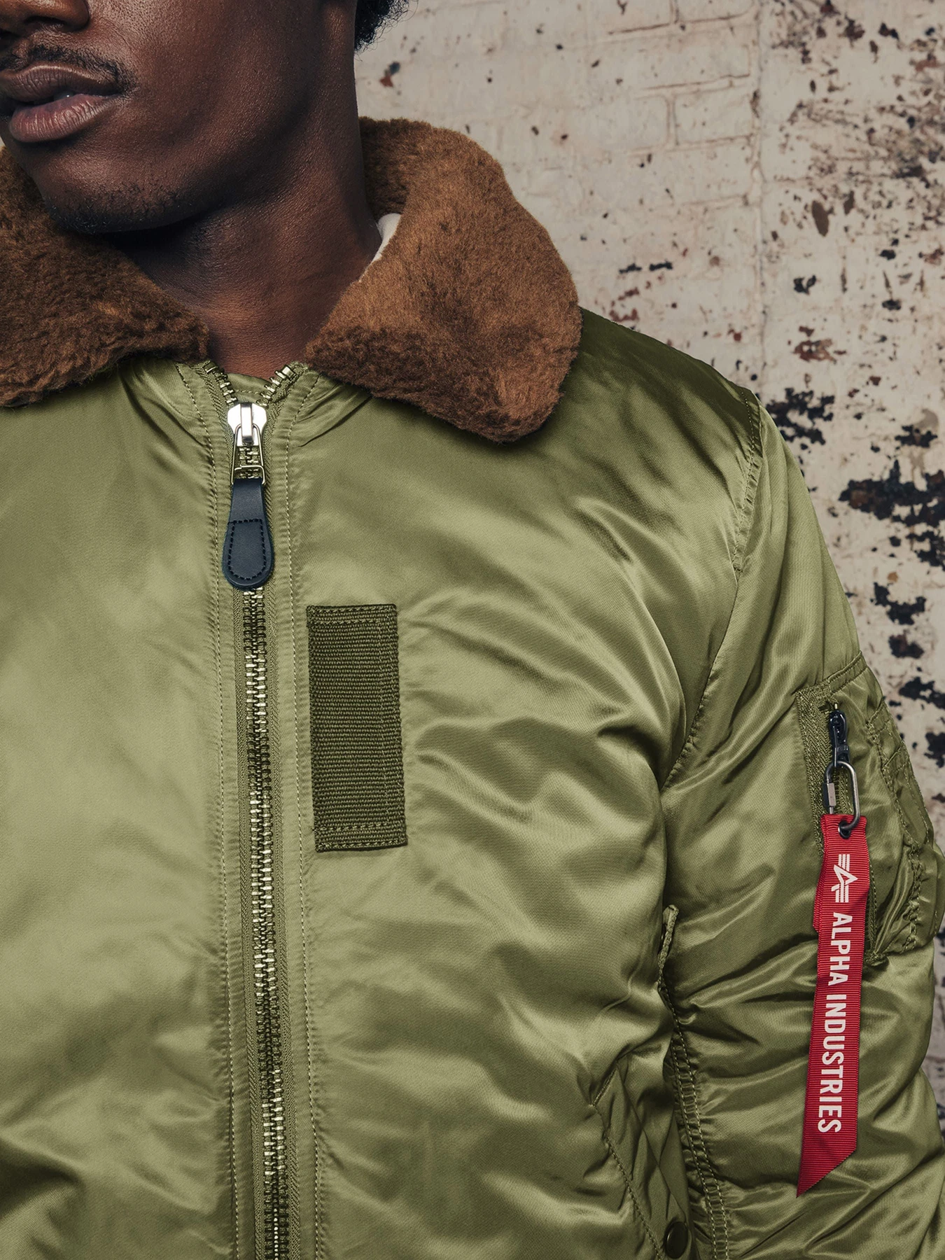 Куртки и дубленки Alpha Industries модель MJB52500C1_310 Куртки и дубленки Alpha Industries модель MJB52500C1_310 Фото