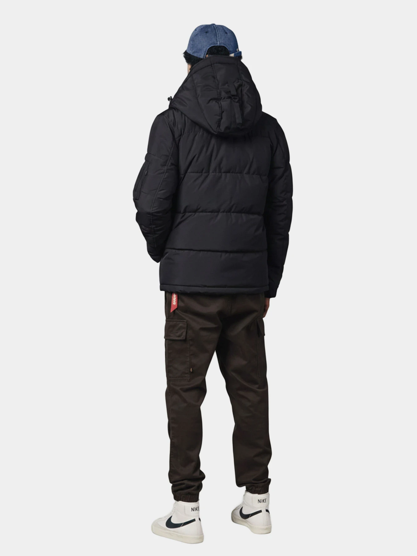 Куртки и дубленки Alpha Industries модель MJH52500C1_001 Куртки и дубленки Alpha Industries модель MJH52500C1_001 Фото