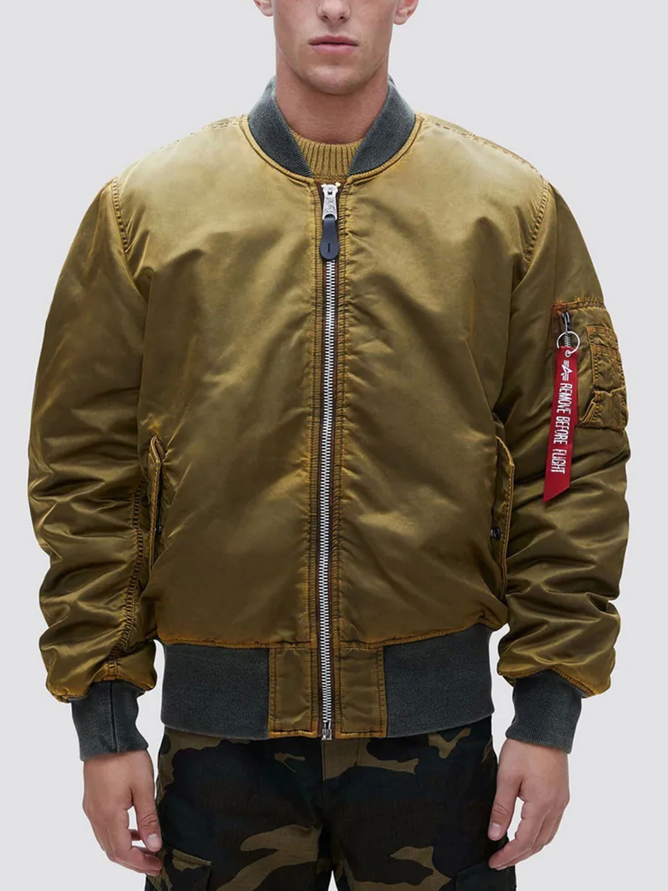 Куртки и дубленки Alpha Industries модель MJM49500C1_819 Куртки и дубленки Alpha Industries модель MJM49500C1_819 Фото