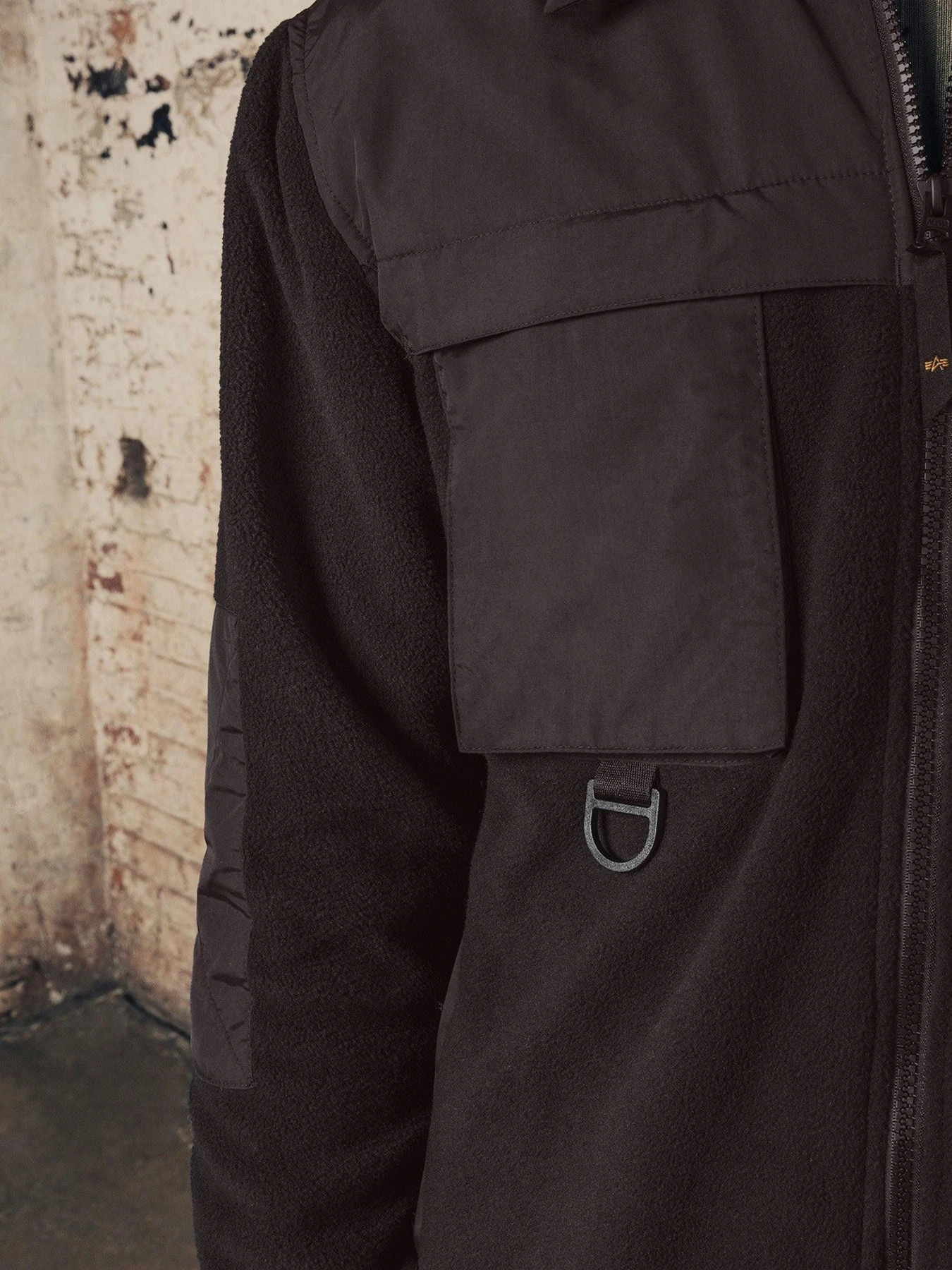 Спортивная одежда Alpha Industries модель MJM52501C1_001 Спортивная одежда Alpha Industries модель MJM52501C1_001 Фото