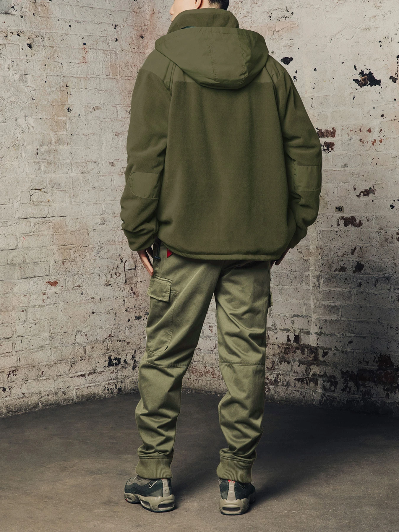 Спортивная одежда Alpha Industries модель MJM52502C1_301 Спортивная одежда Alpha Industries модель MJM52502C1_301 Фото