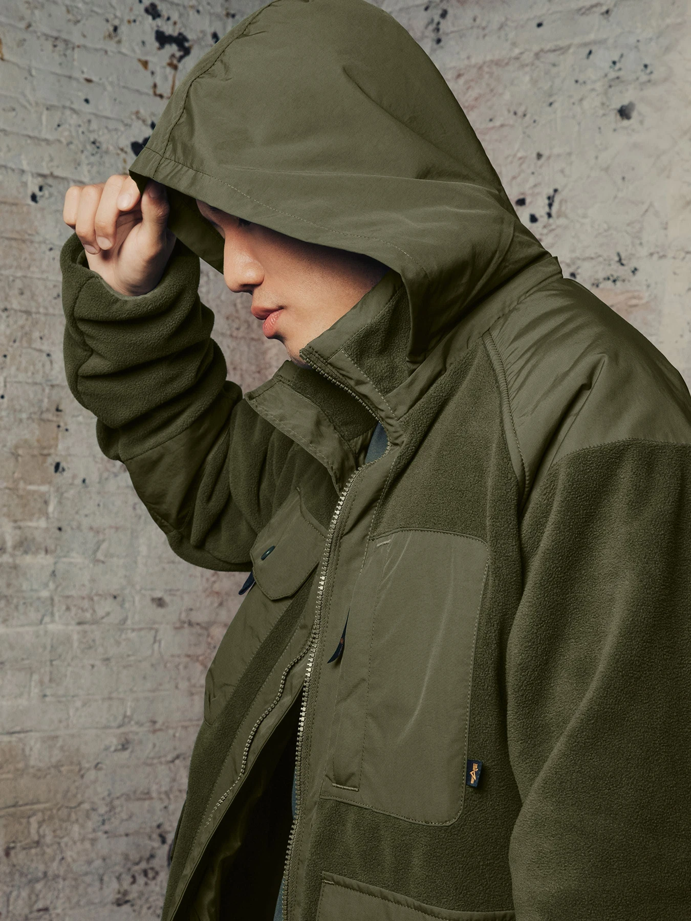 Спортивная одежда Alpha Industries модель MJM52502C1_301 Спортивная одежда Alpha Industries модель MJM52502C1_301 Фото