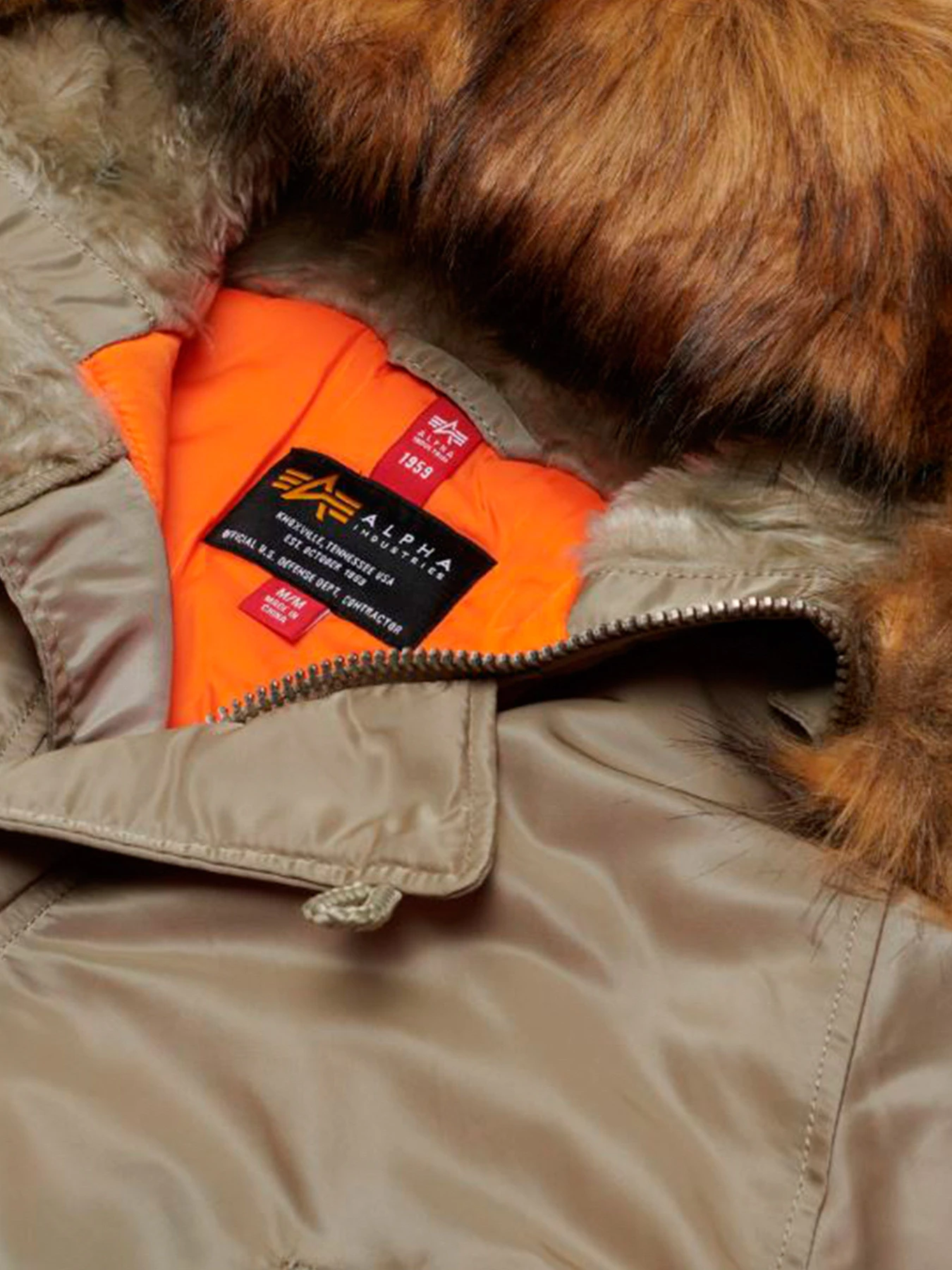 Куртки и дубленки Alpha Industries модель MJN31210C1_252 Фото