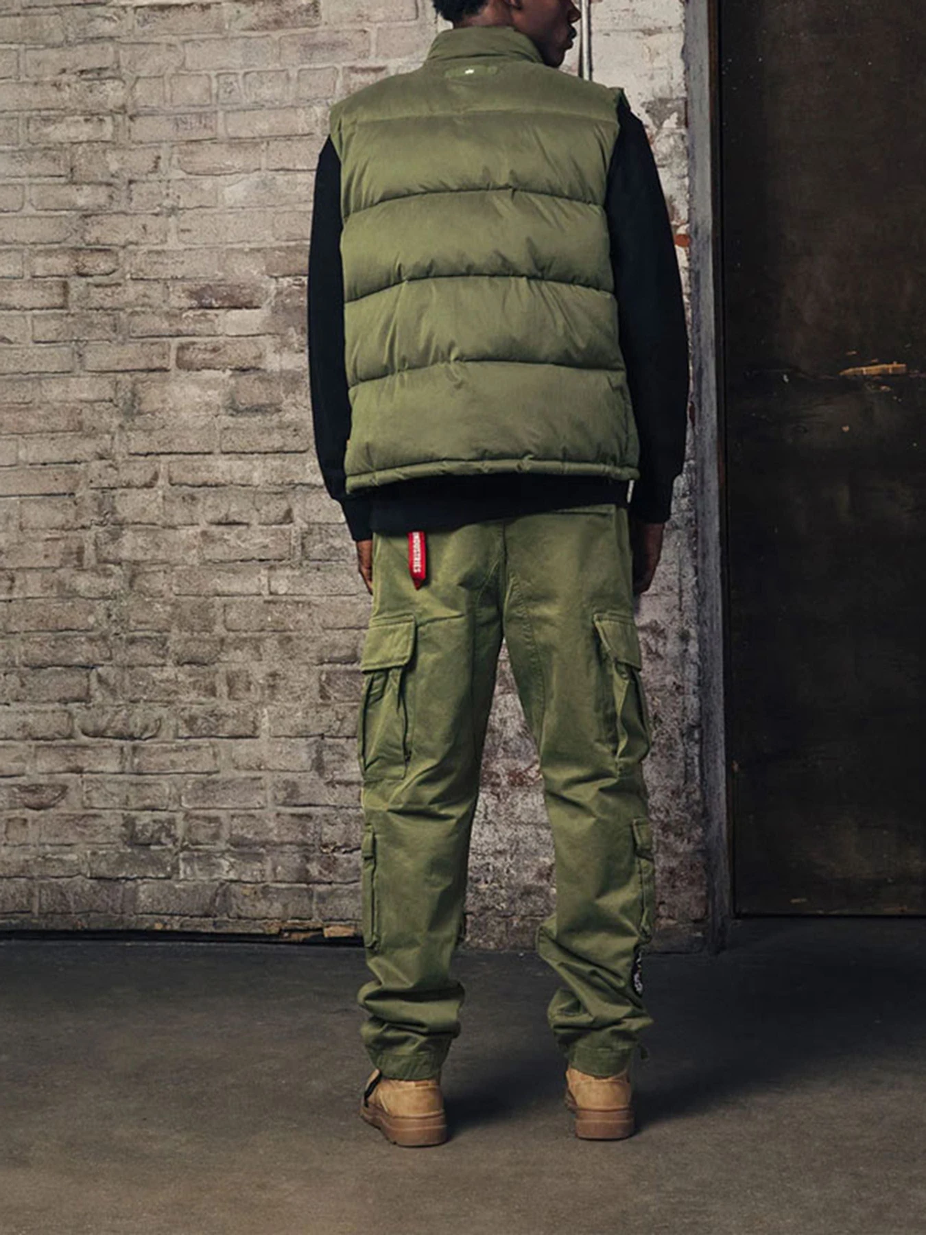 Утепленный жилет Alpha Industries модель MJP52500C1_301 Утепленный жилет Alpha Industries модель MJP52500C1_301 Фото