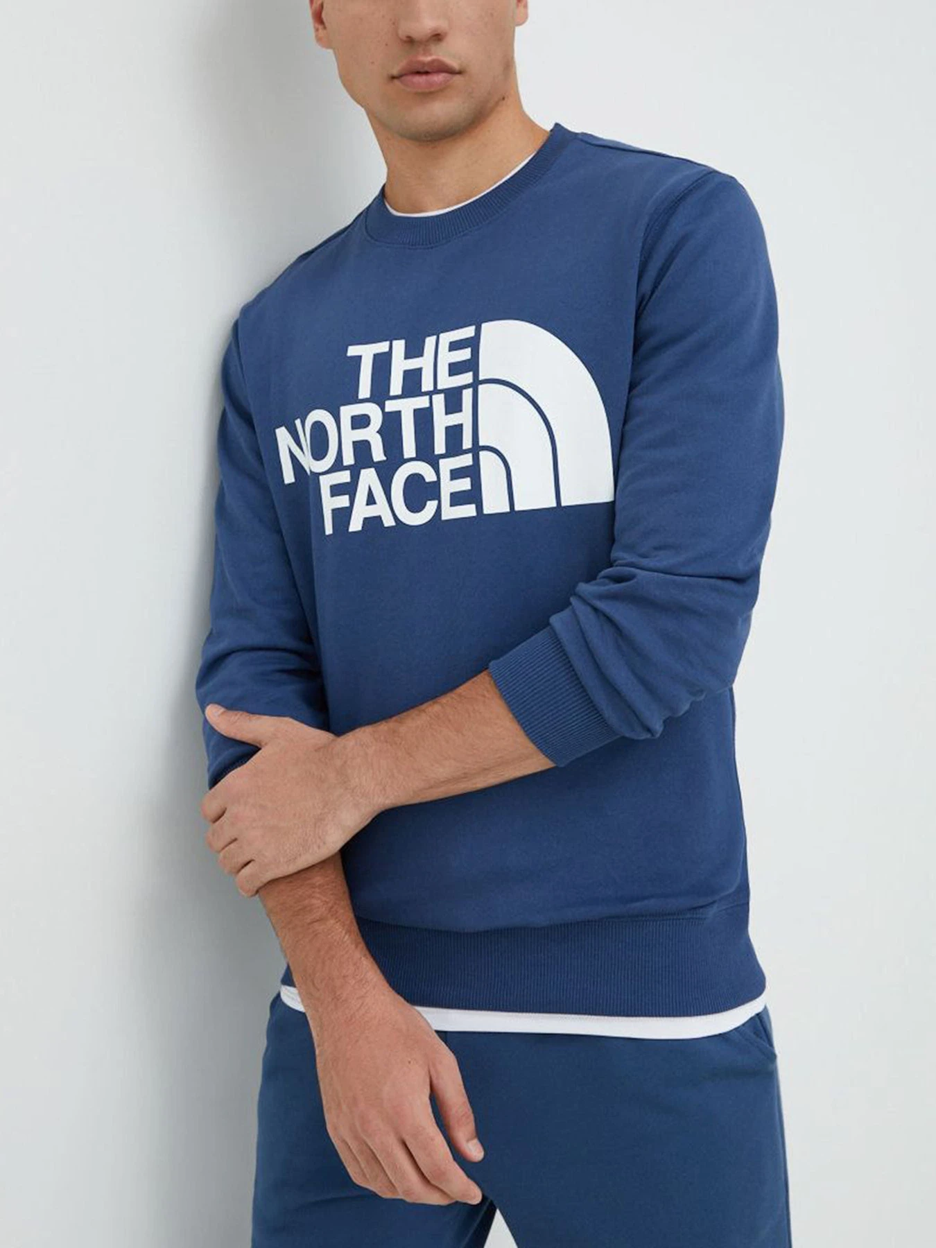 Худи и свитшоты The North Face модель NF0A4M7WHDC1 Худи и свитшоты The North Face модель NF0A4M7WHDC1 Фото