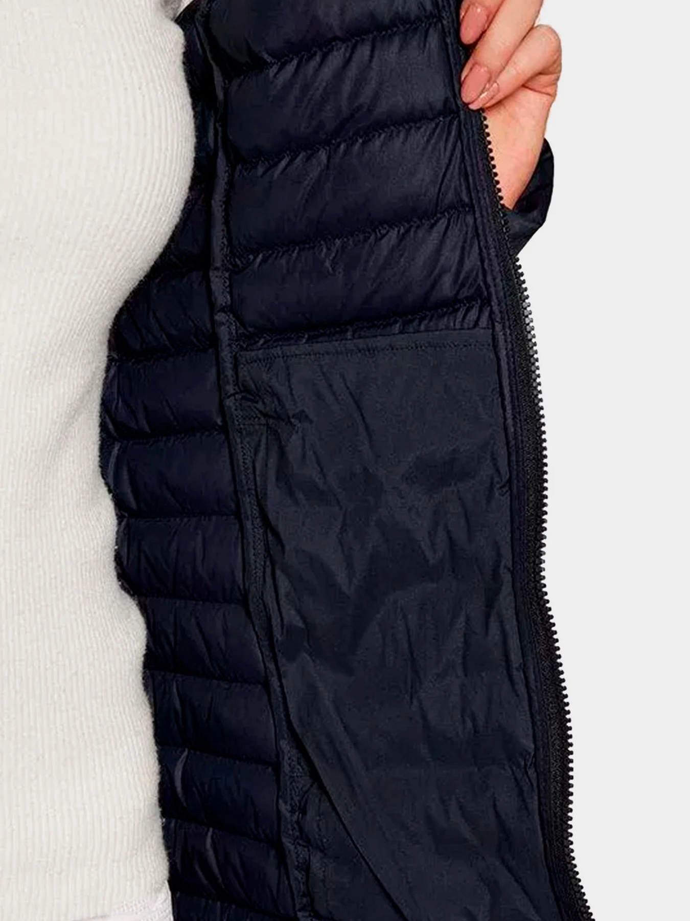 Куртки и дубленки The North Face модель NF0A4P6JRG11 Куртки и дубленки The North Face модель NF0A4P6JRG11 Фото