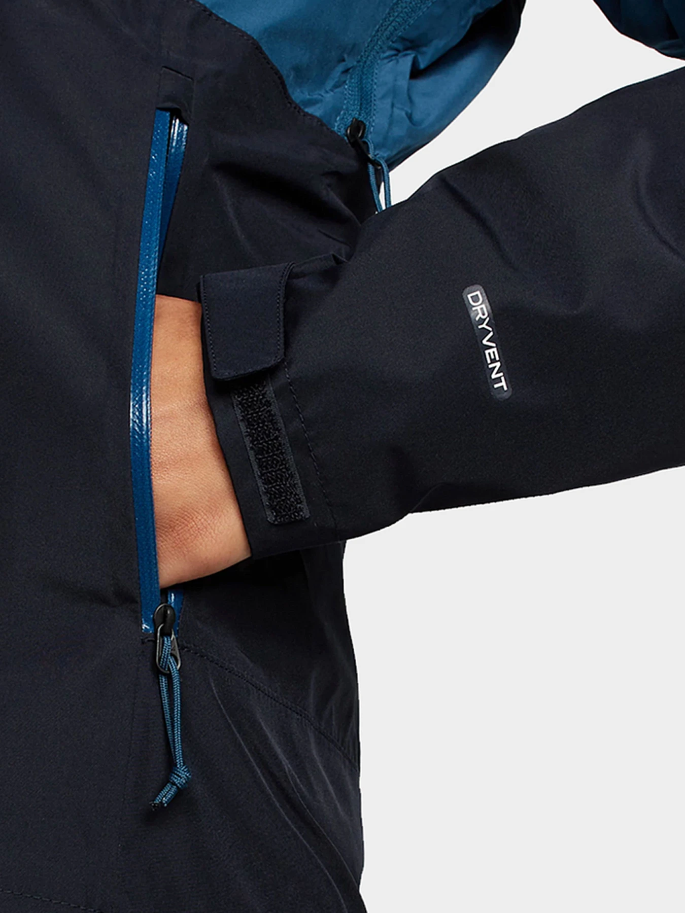 Куртки и дубленки The North Face модель NF0A555WY211 Куртки и дубленки The North Face модель NF0A555WY211 Фото