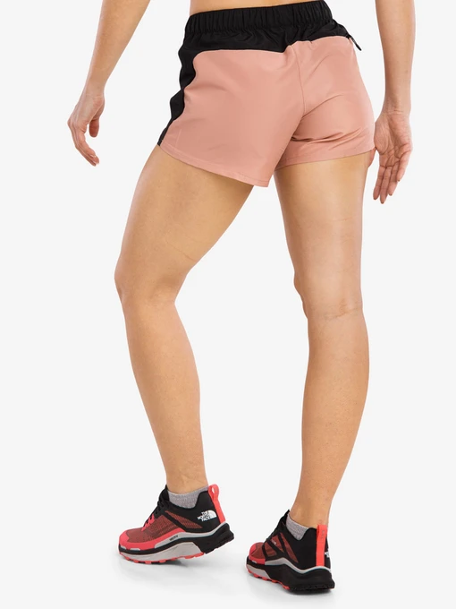 Шорты The North Face модель NF0A5IF64T51 Фото