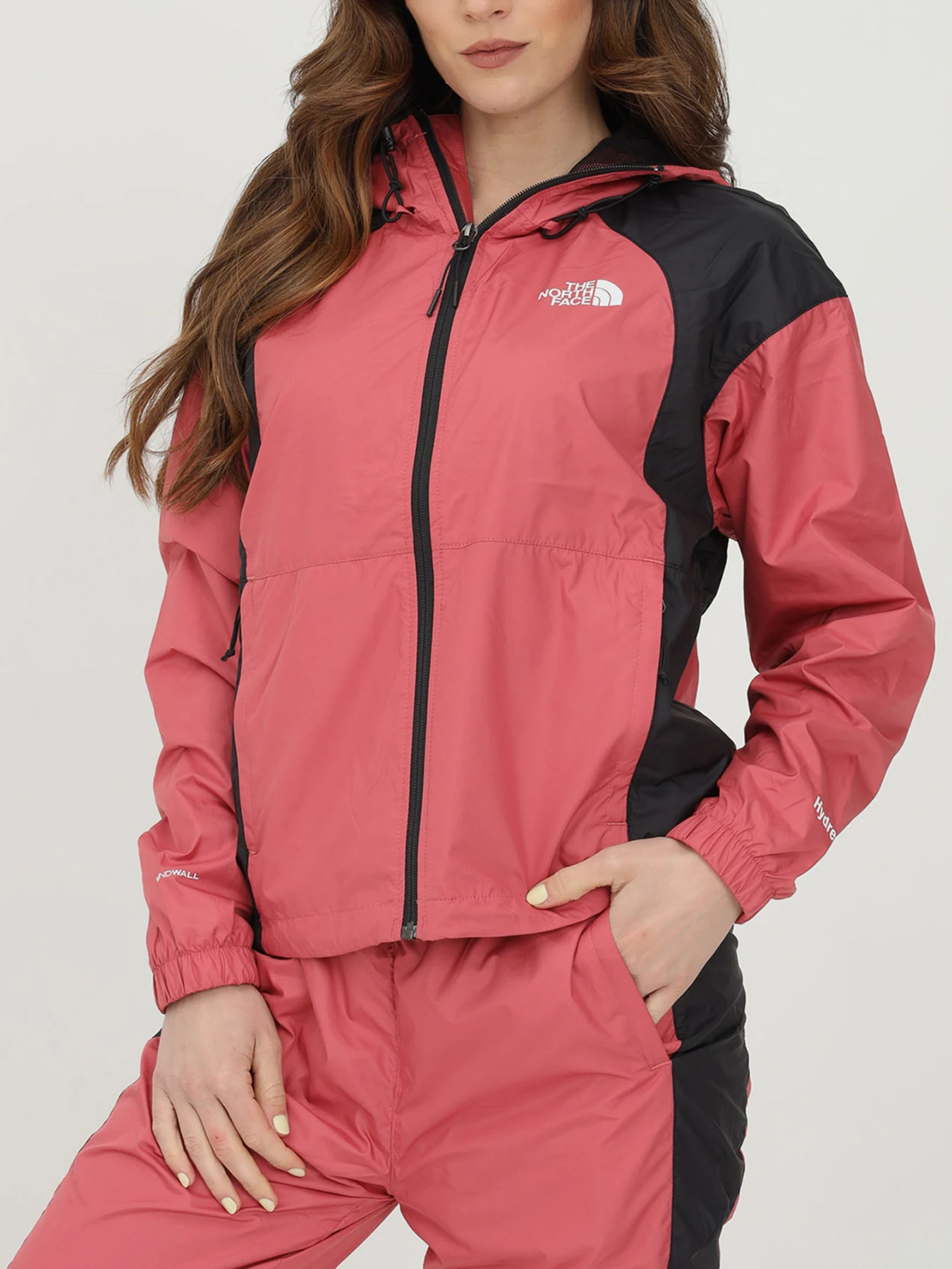 Куртки и дубленки The North Face модель NF0A5J5W3961 Куртки и дубленки The North Face модель NF0A5J5W3961 Фото
