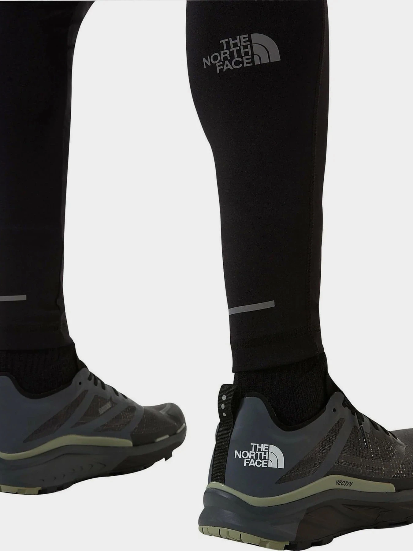Спортивная одежда The North Face модель NF0A7SXNJK31 Спортивная одежда The North Face модель NF0A7SXNJK31 Фото