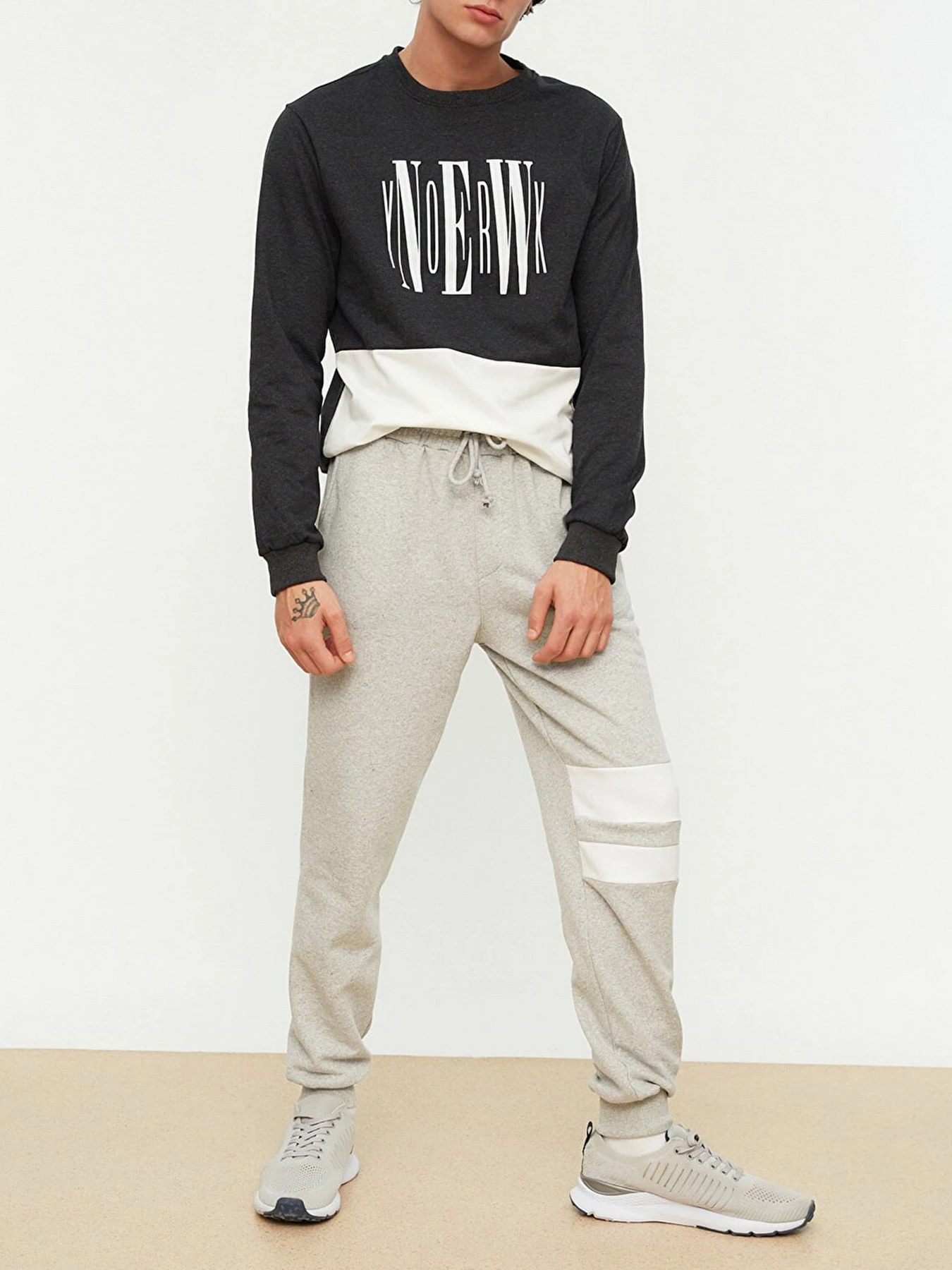 Брюки Trendyol модель TMNSS20EA0006/Gri Фото