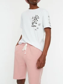 Шорты Trendyol модель TMNSS20SR0083/Pudra Фото