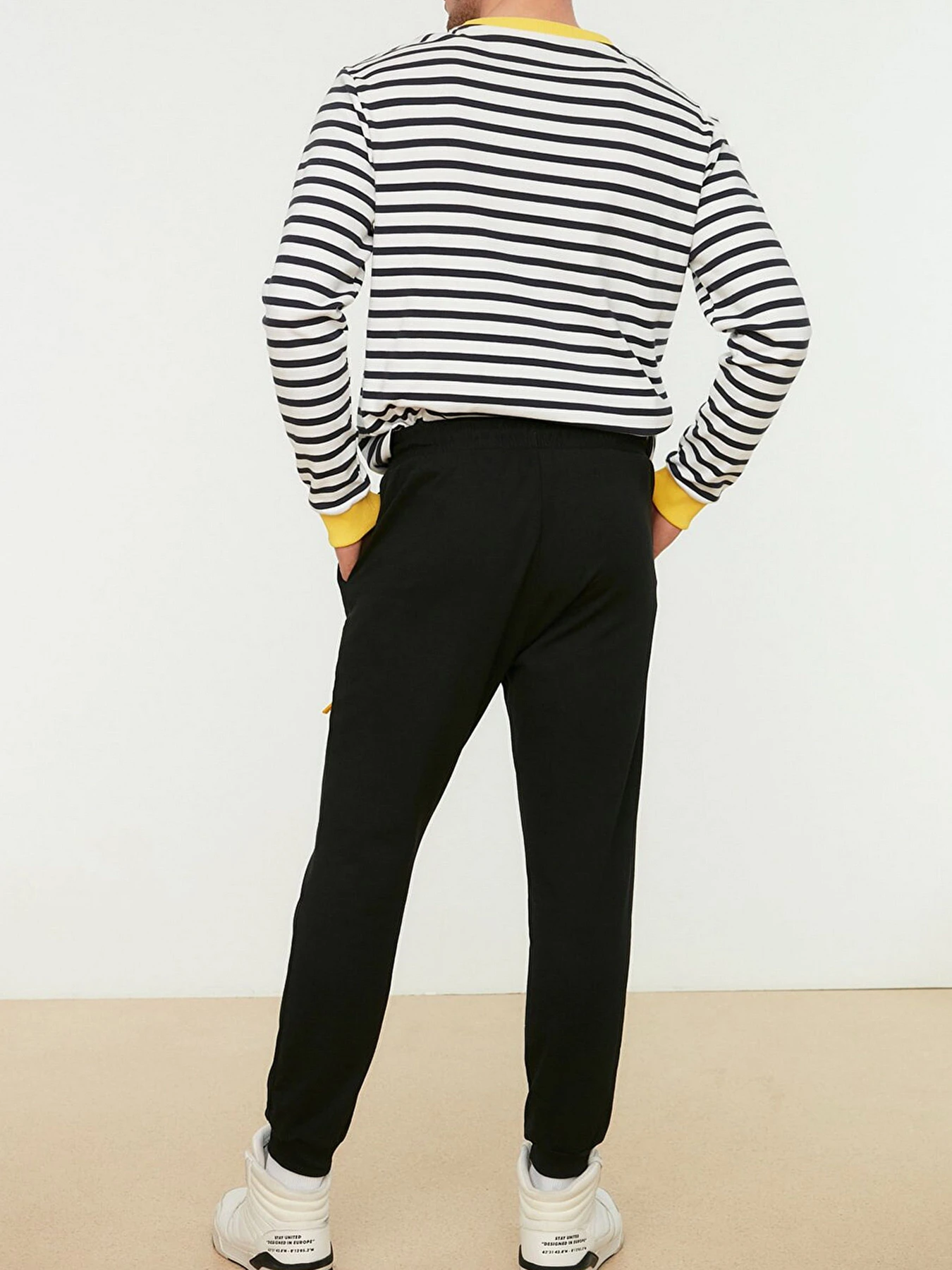 Брюки Trendyol модель TMNSS21EA0128/Siyah Фото