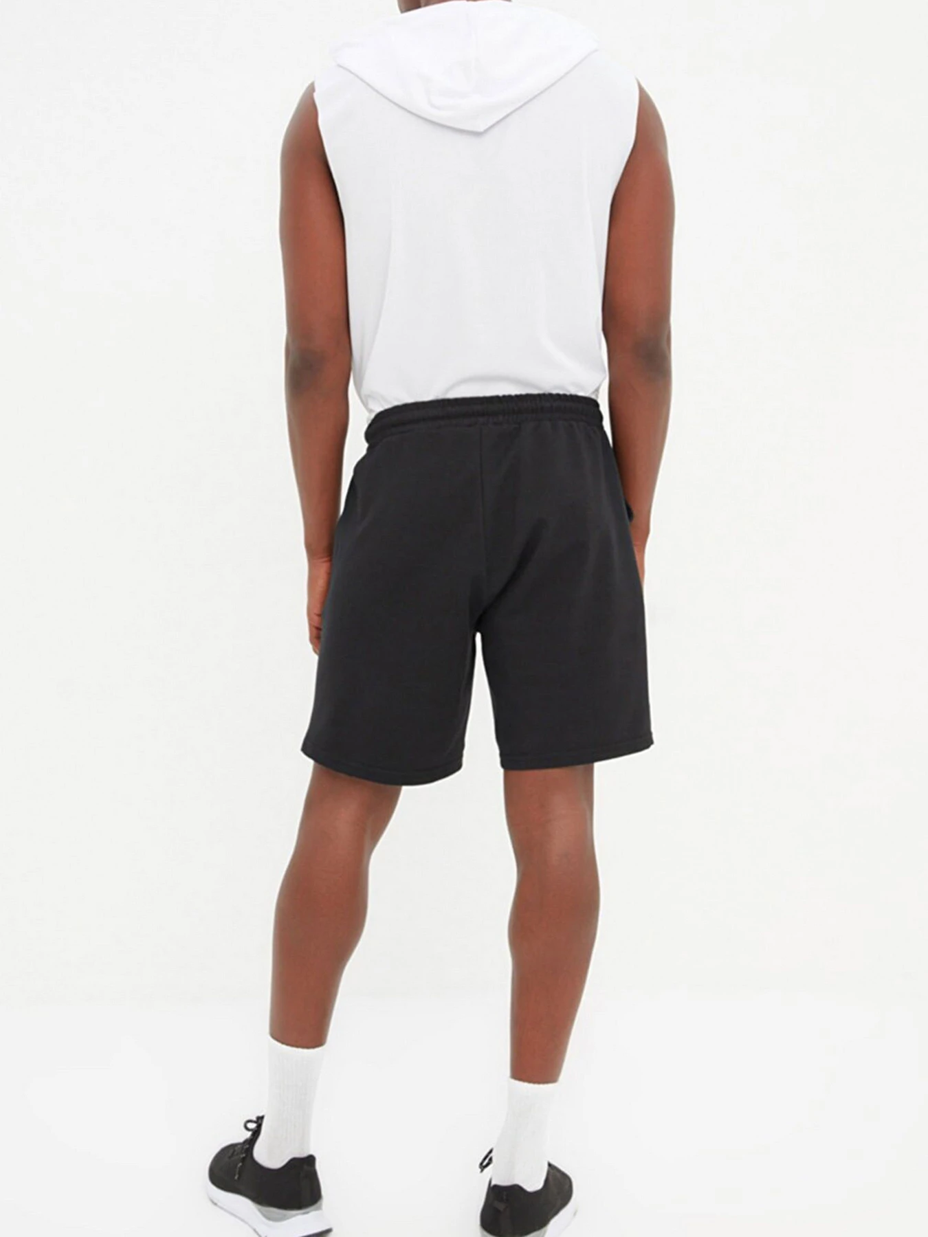 Шорты Trendyol модель TMNSS21SR0194/Siyah Фото
