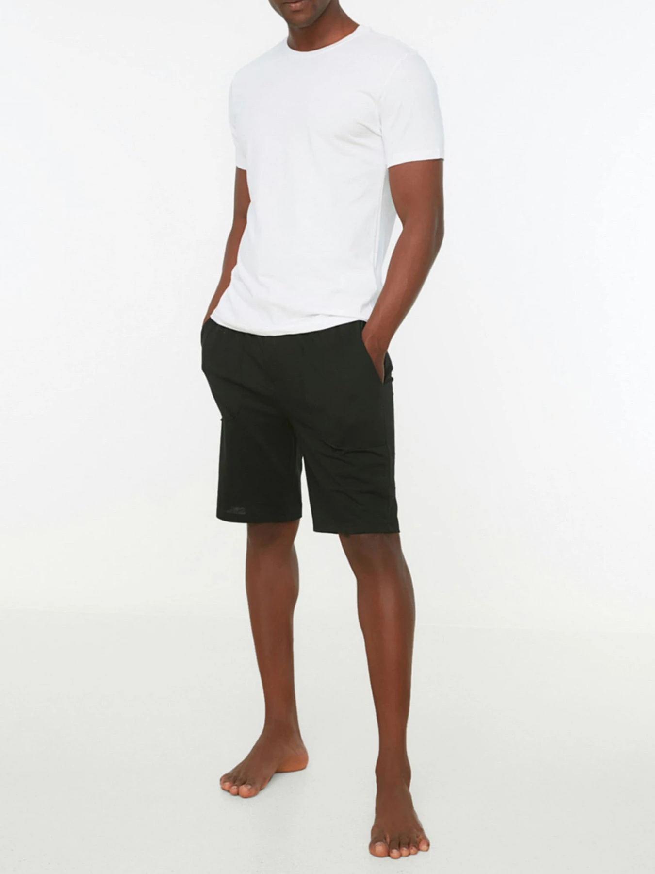 Шорты Trendyol модель TMNSS22SR0064/Siyah Фото