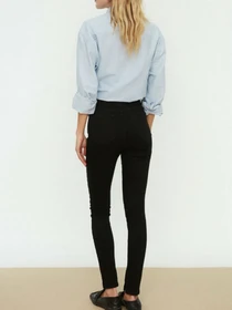 Джинсы Trendyol модель TWOSS21JE0081/Siyah Фото