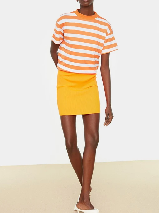 Футболки и поло Trendyol модель TWOSS21TS1204/Turuncu Фото