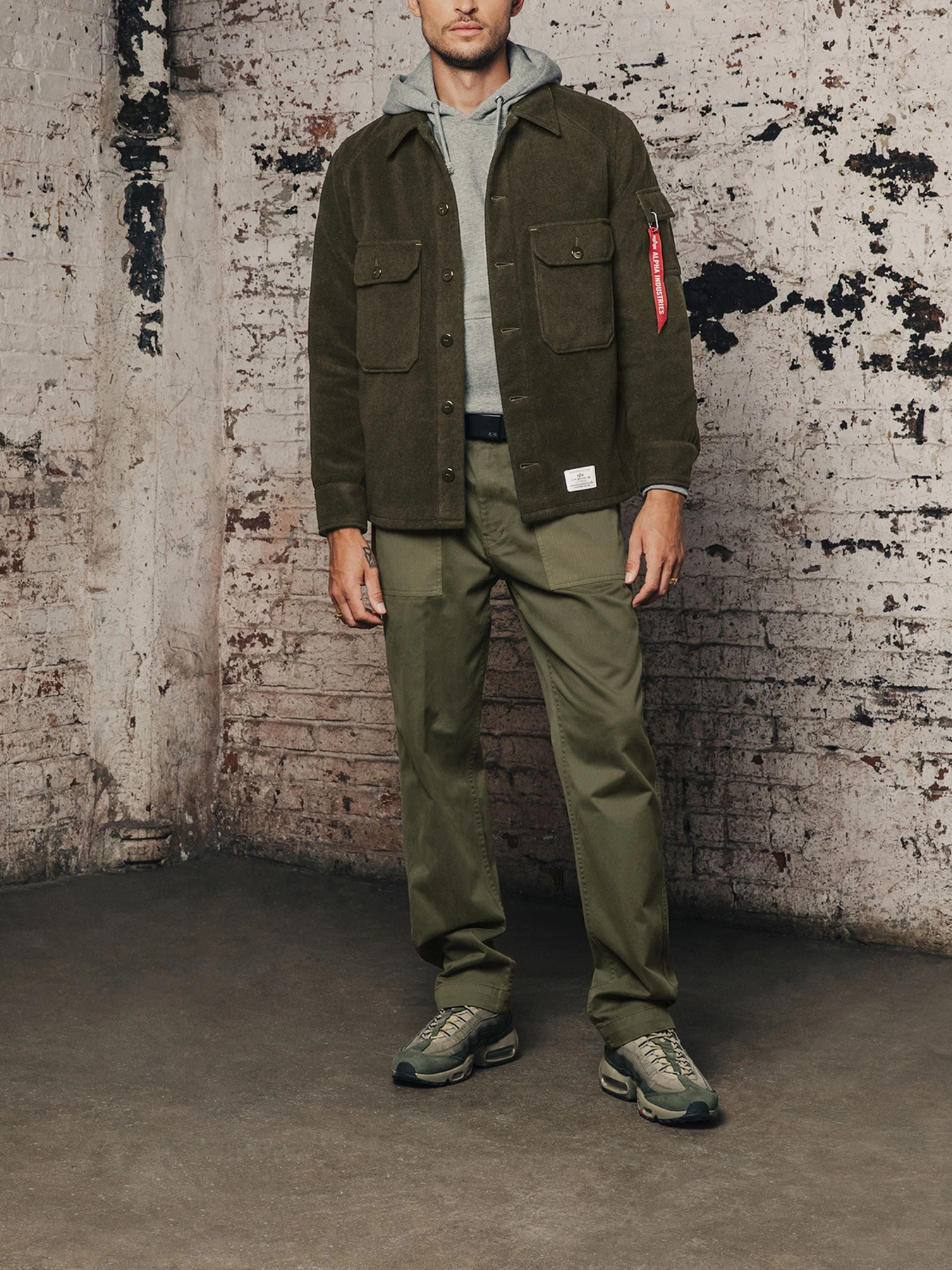 Куртки и дубленки Alpha Industries модель UJW52500C1_301 Куртки и дубленки Alpha Industries модель UJW52500C1_301 Фото