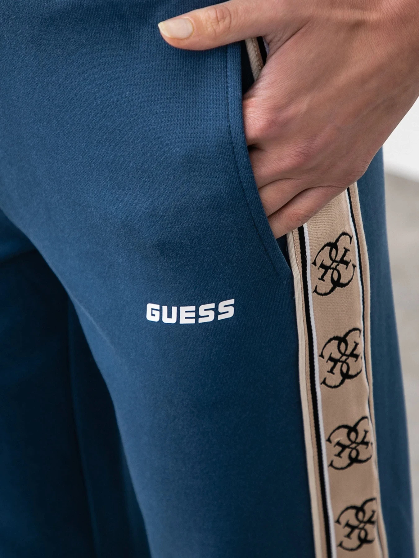Брюки GUESS модель V2YB15-KA3P1-BTYB Фото