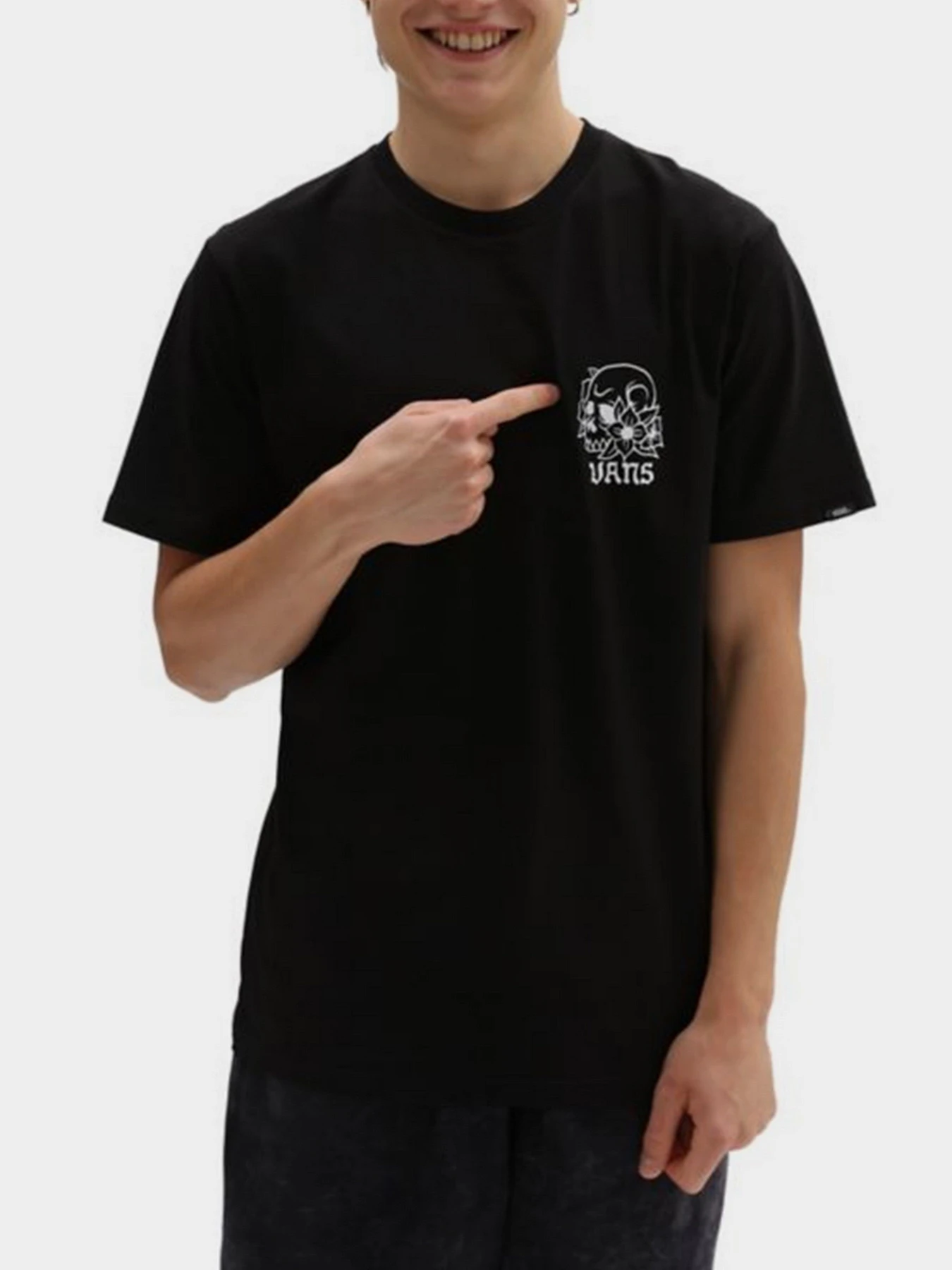 Футболки и поло Vans модель VN0A7PLQBLK1 Футболки и поло Vans модель VN0A7PLQBLK1 Фото
