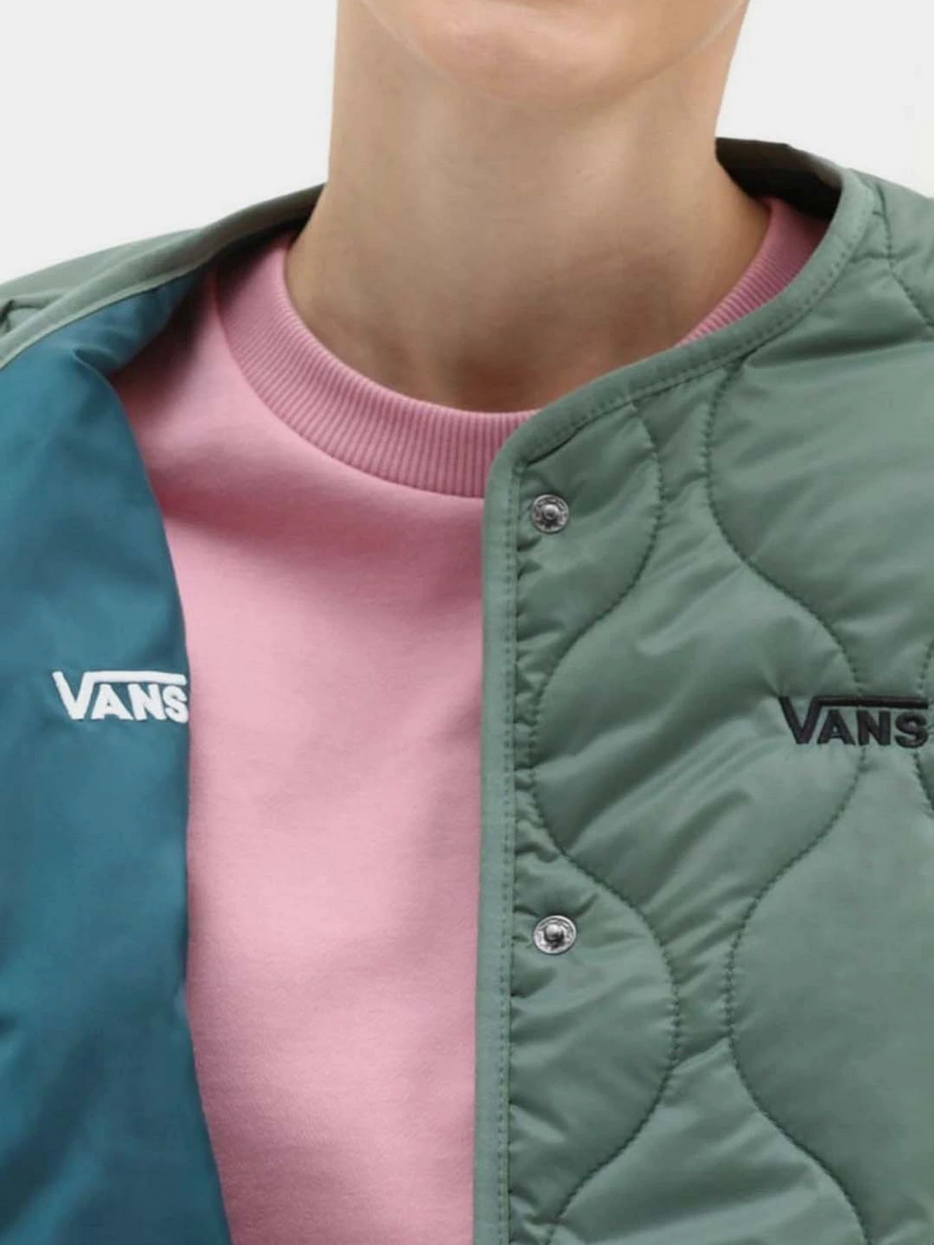 Пальто и плащи Vans модель VN0A7RNKYQW1 Пальто и плащи Vans модель VN0A7RNKYQW1 Фото